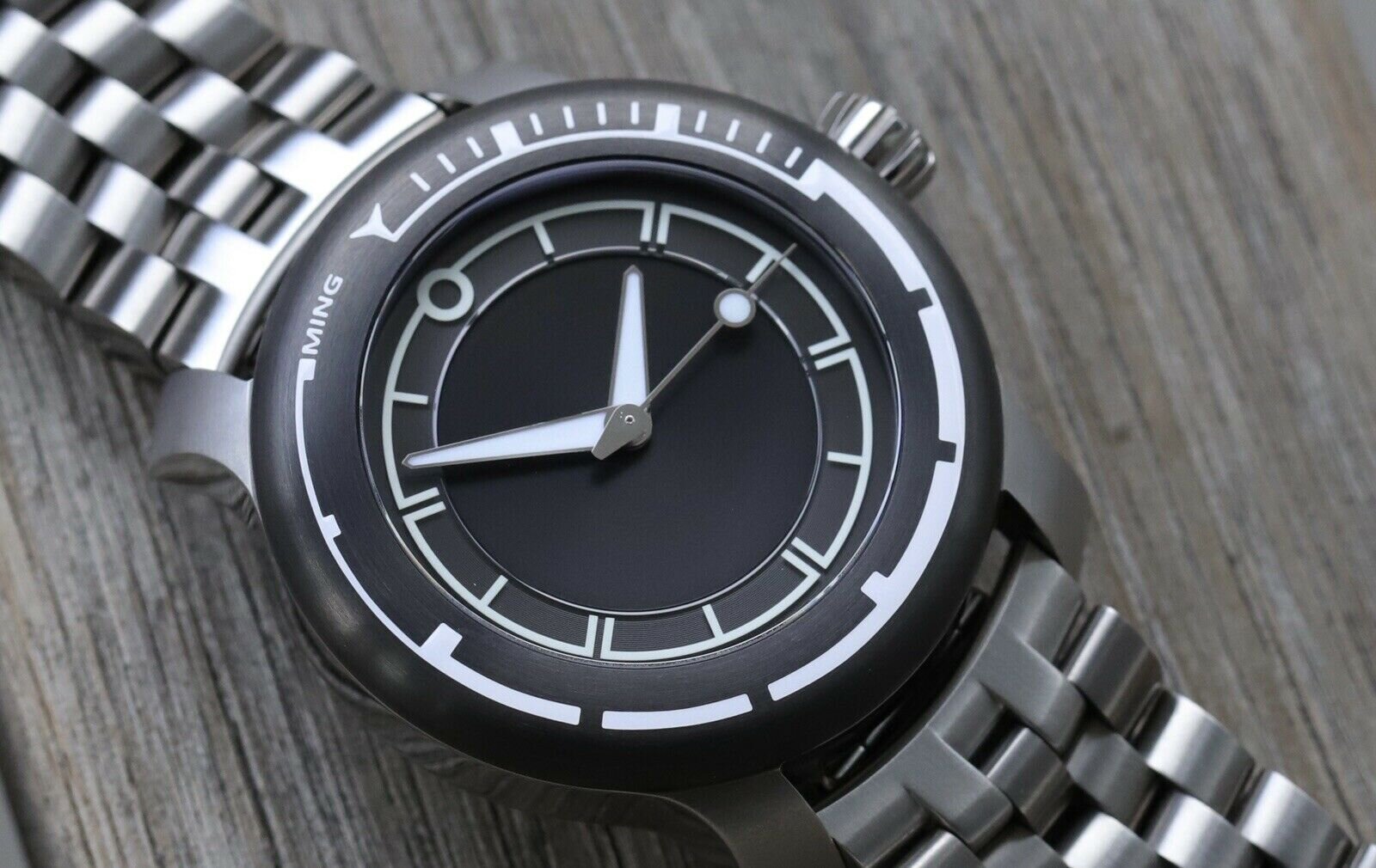 Ming_Diver_18.01_H41_Watch_Vault_02.jpg