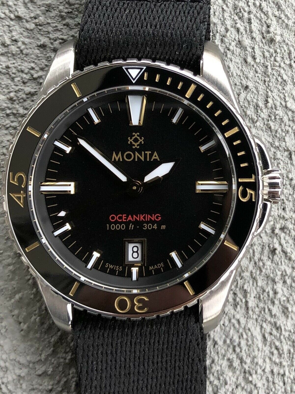 Monta_Oceanking_60-Minute_with_Date_and_Gilt_Dial_-_2019_Watch_Vault_01.jpg