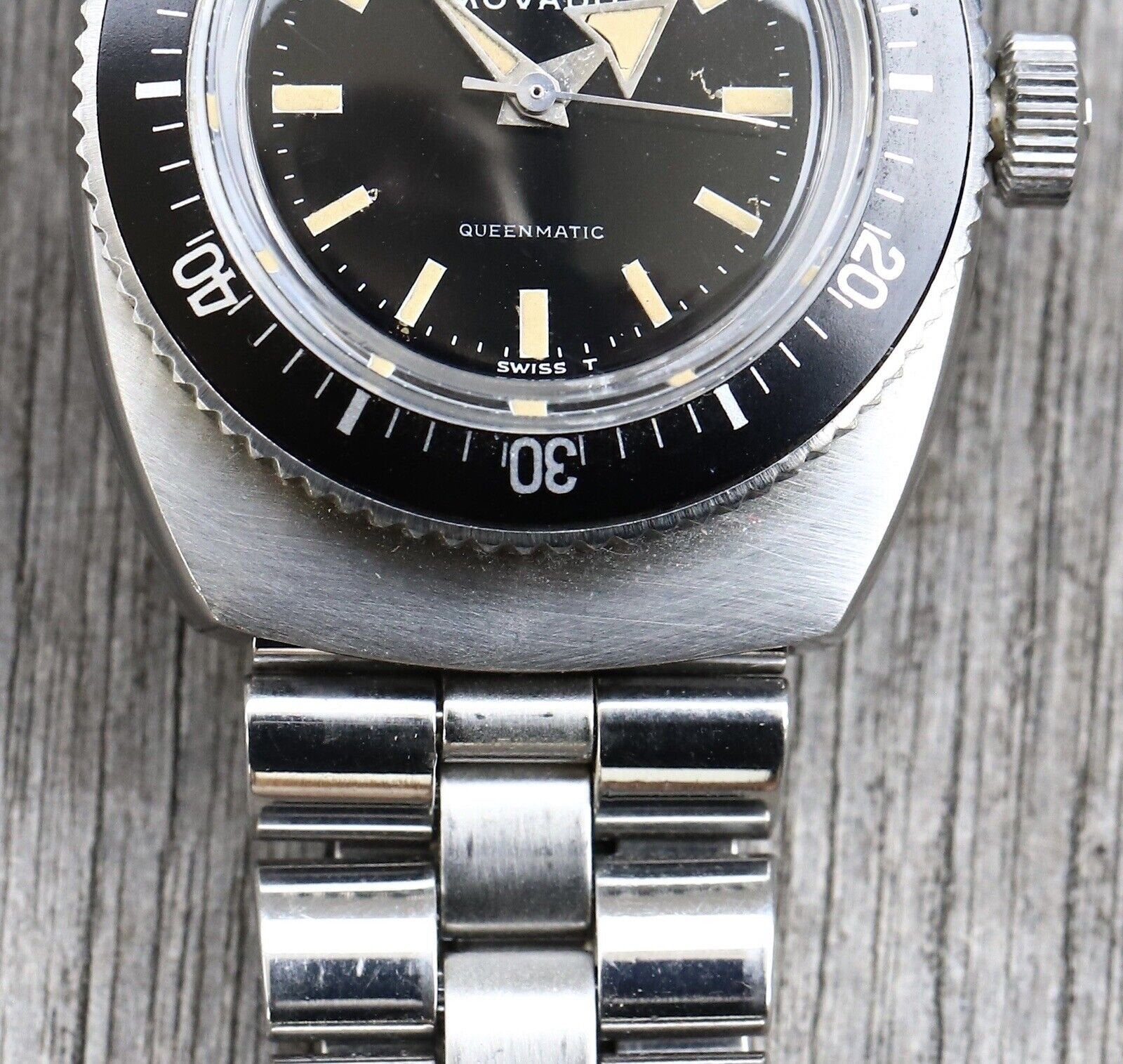 【公式】フジのお歳暮・冬ギフト Super Queenmatic Movado Sub-Sea Australia Vault Watch – 時計