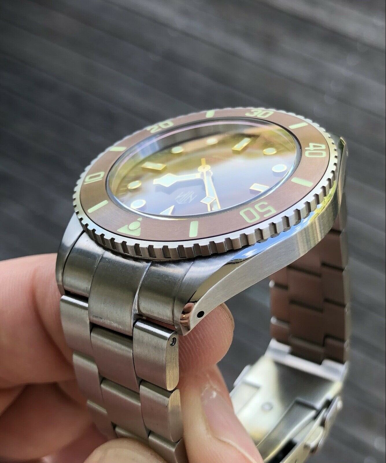 NTH Sub Barracuda Brown – Watch Vault Australia
