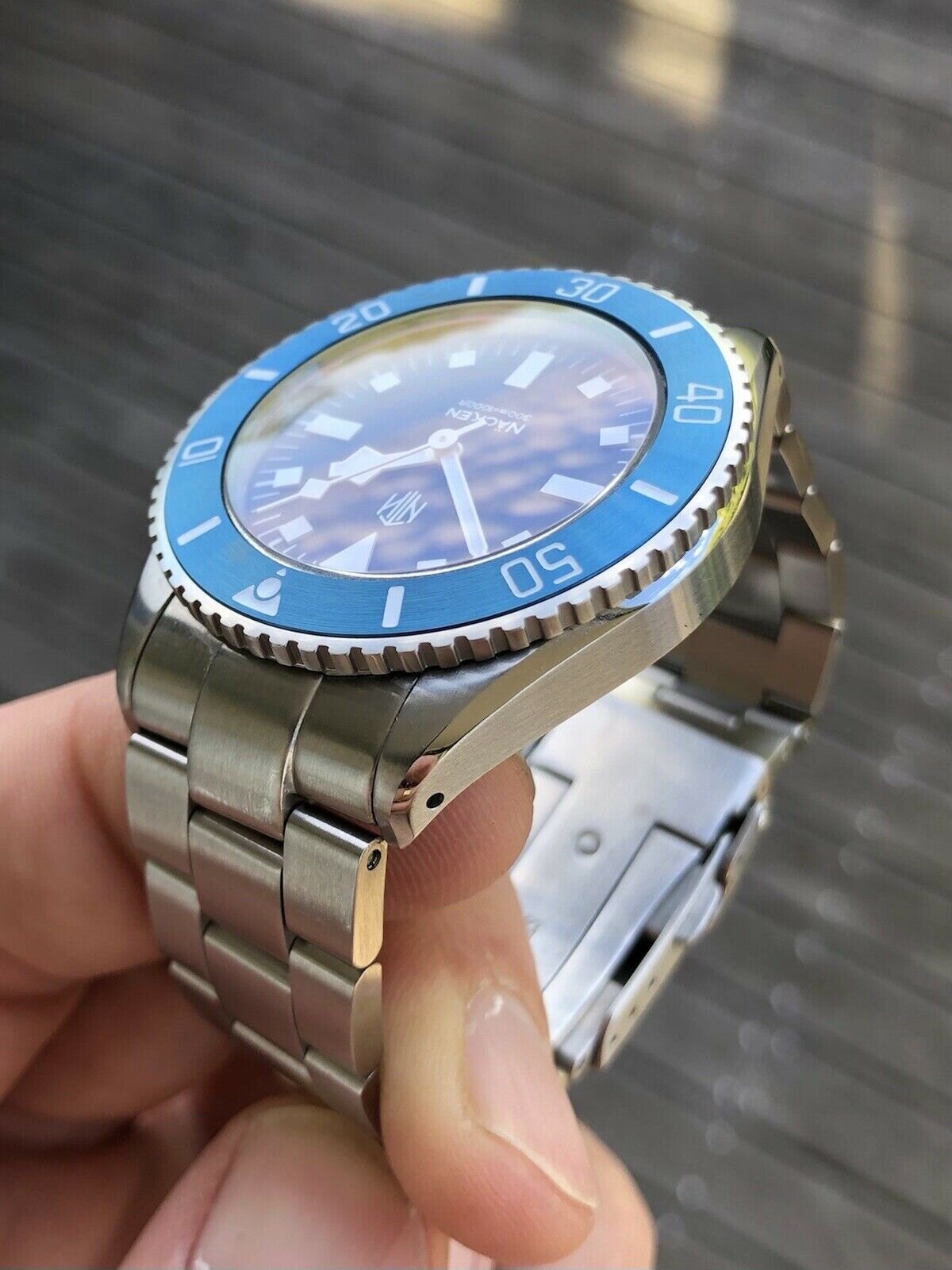NTH Sub Nacken Modern Blue