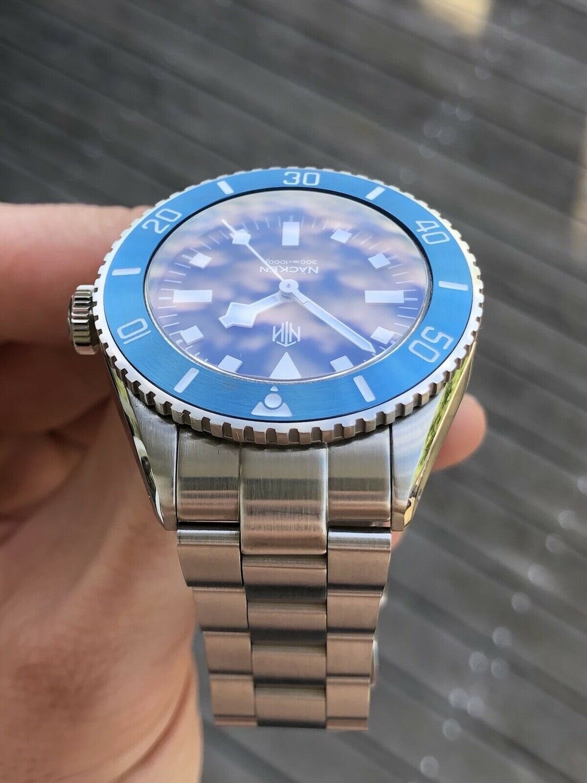 NTH Sub Nacken Modern Blue
