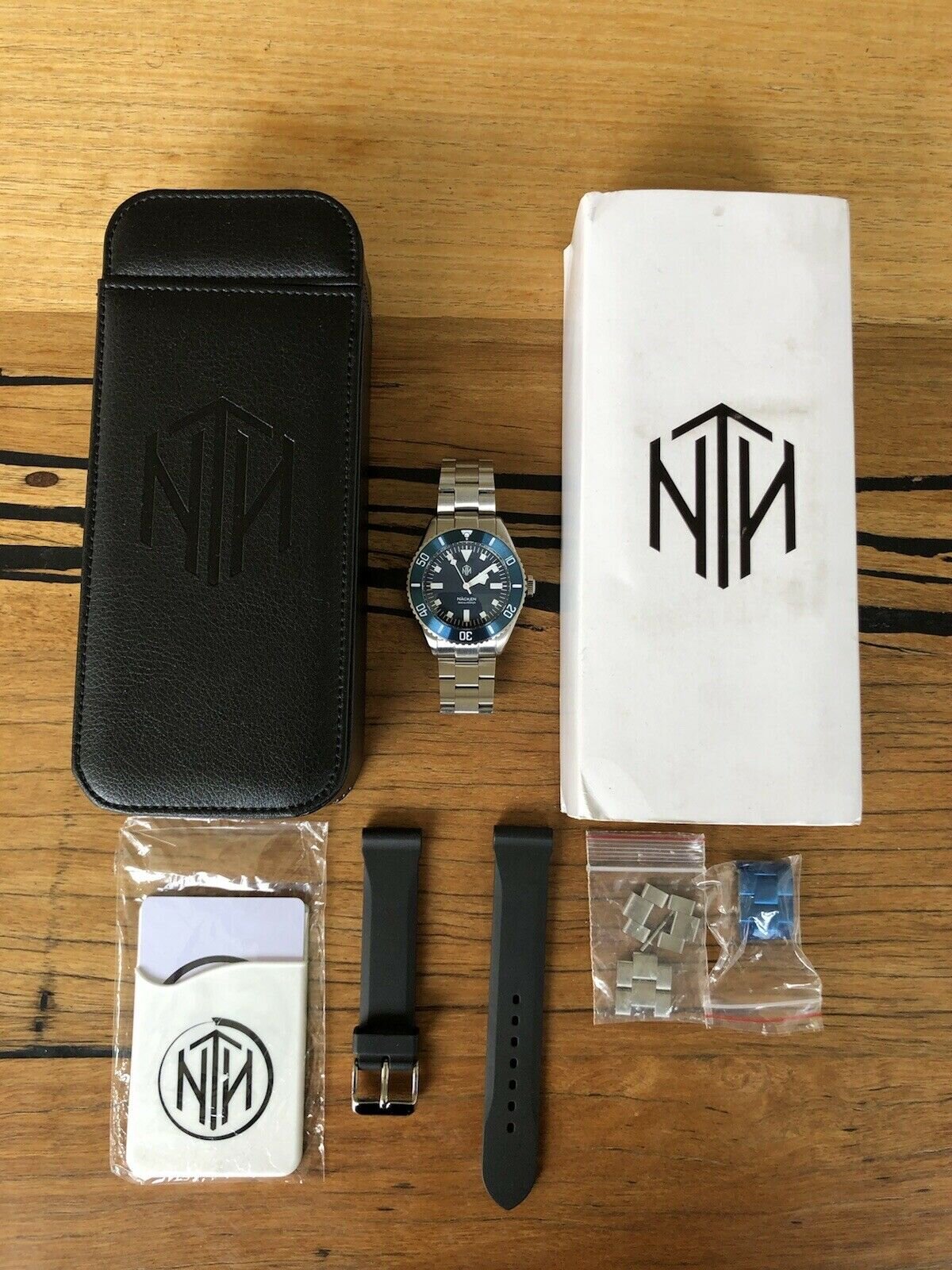 NTH Sub Nacken Modern Blue