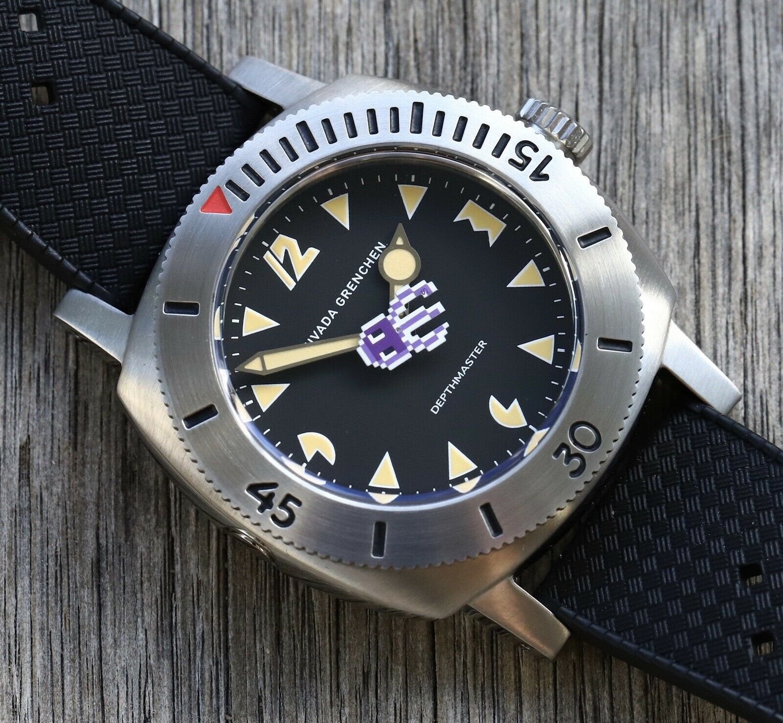 Nivada_Grenchen_Depthmaster_Jellyfish_x_SecondeSeconde_-_Brand_New_Watch_Vault_02.jpg