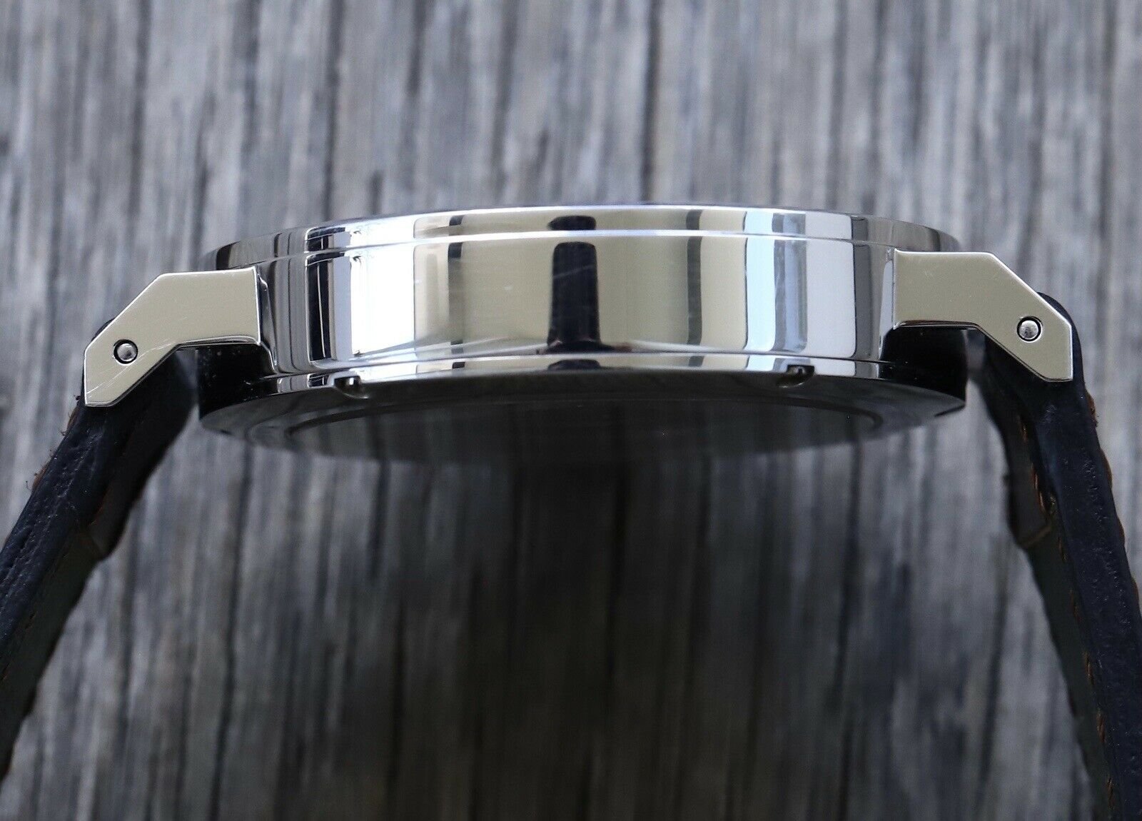 Nomos Ahoi Neomatik 561 Atlantik – 2018