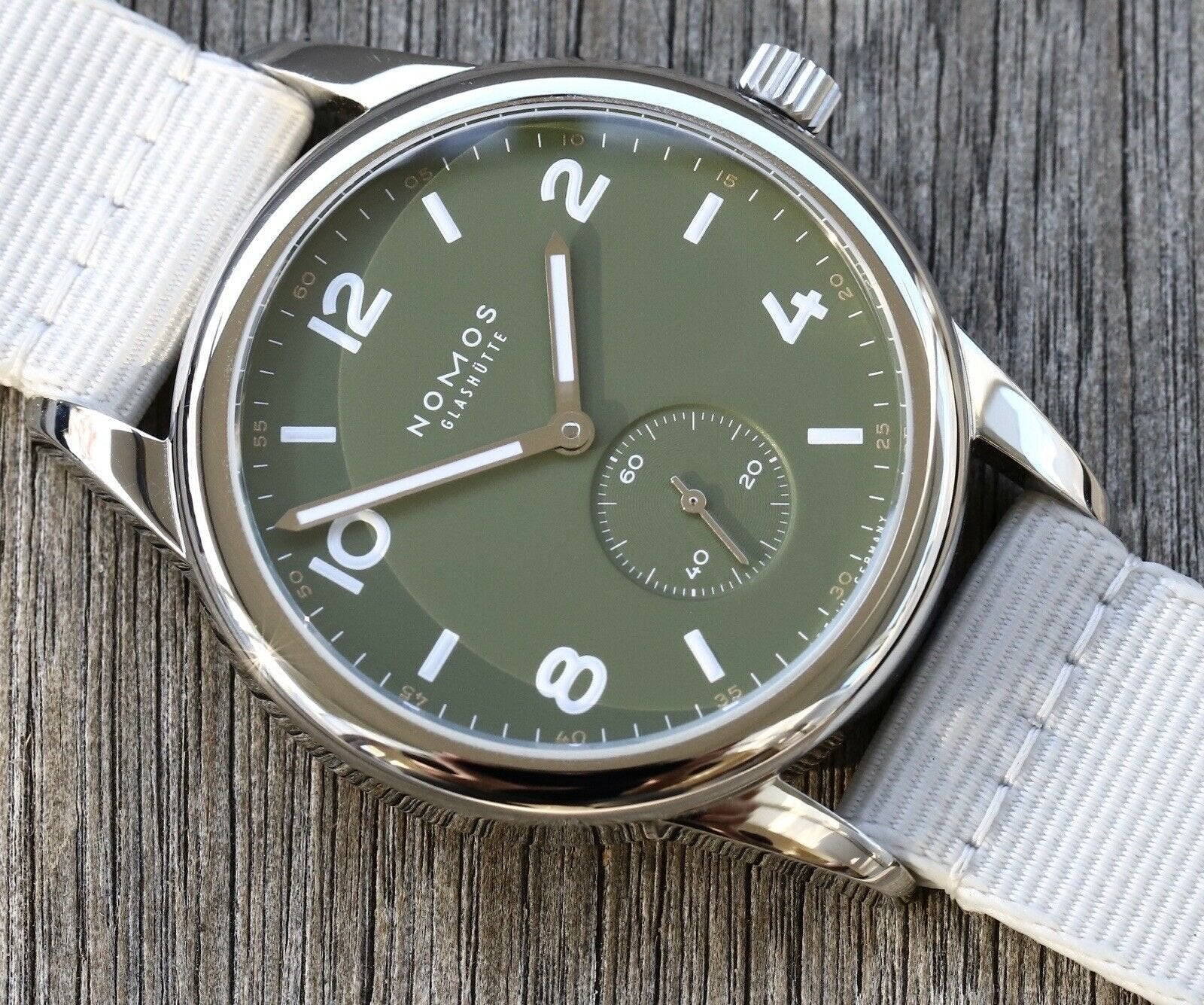 Nomos watches melbourne hot sale