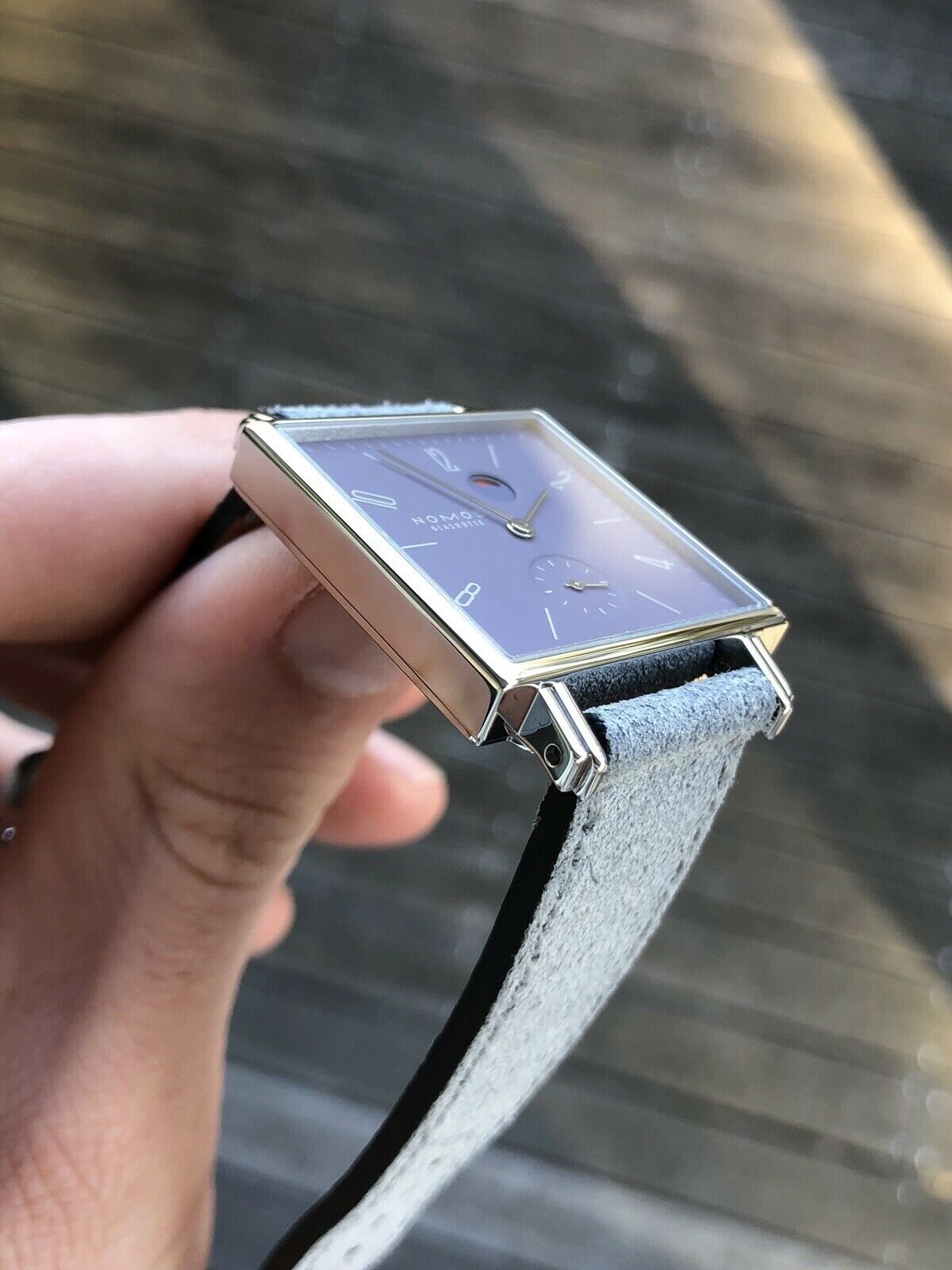 Nomos tetra azure top