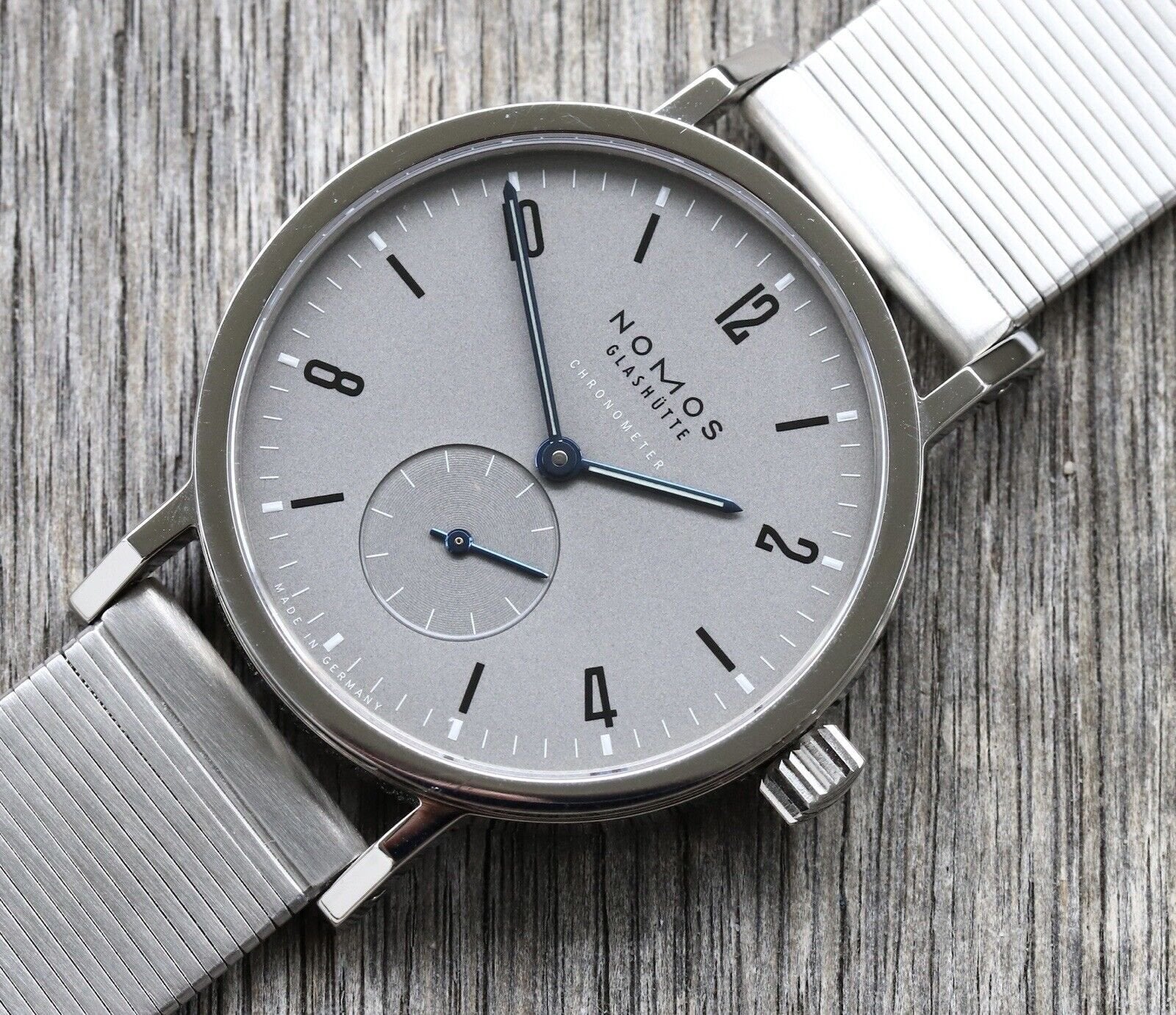 Nomos Tangente Sport HODINKEE LE 501.S6 - 2019