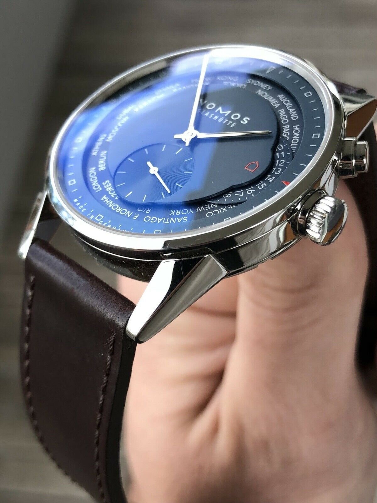 Nomos Zurich Weltzeit Nachtblau Worldtimer 807 - 2019