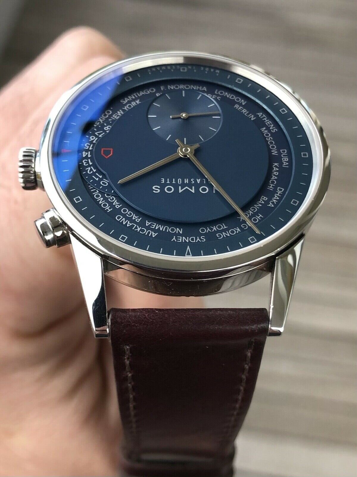 Nomos 807 hotsell
