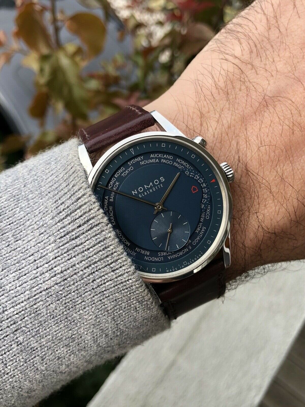 Nomos Zurich Weltzeit Nachtblau Worldtimer 807 - 2019