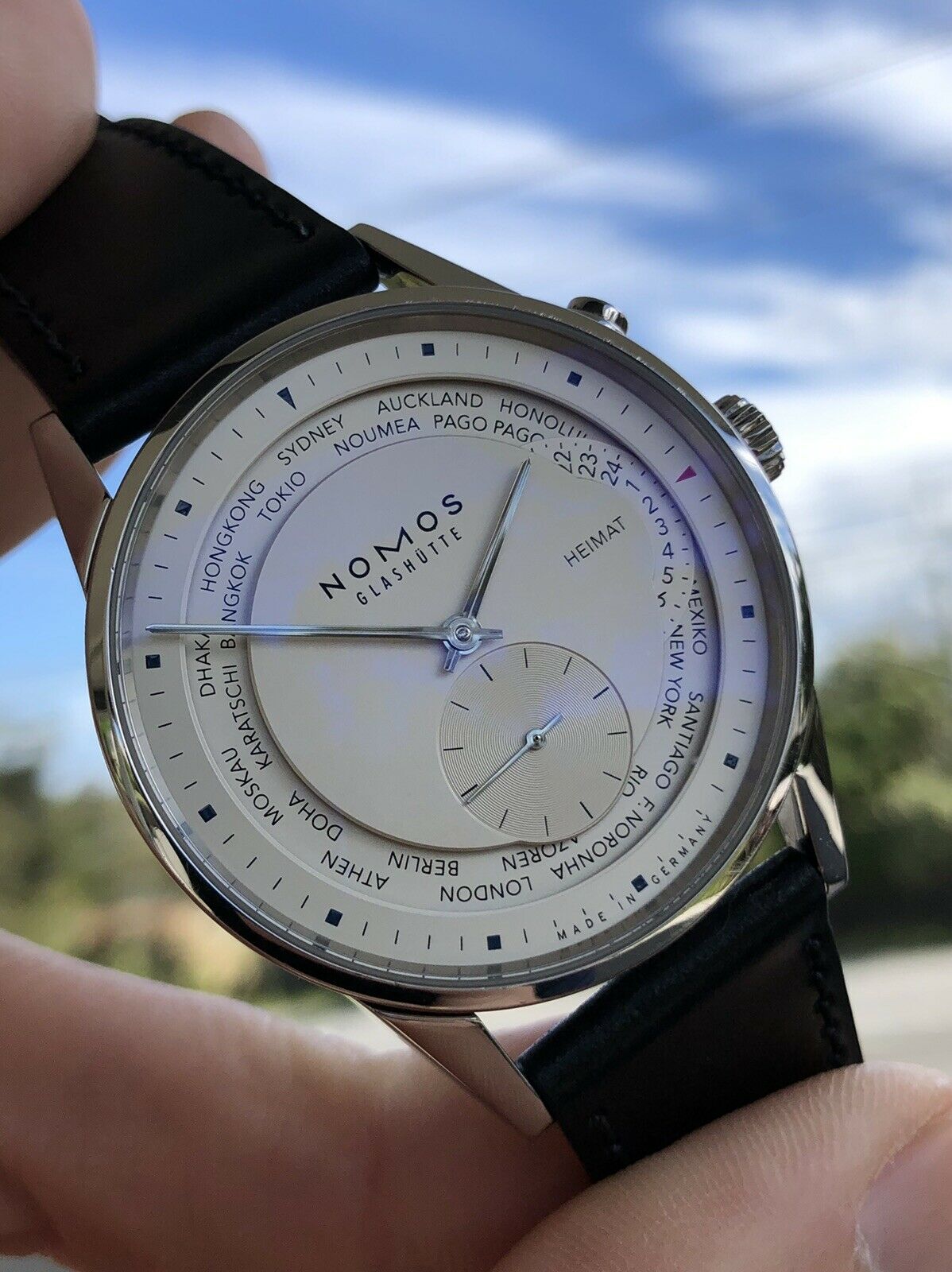 Nomos Zurich Weltzeit World Time 805 - 2013 w/ box and papers