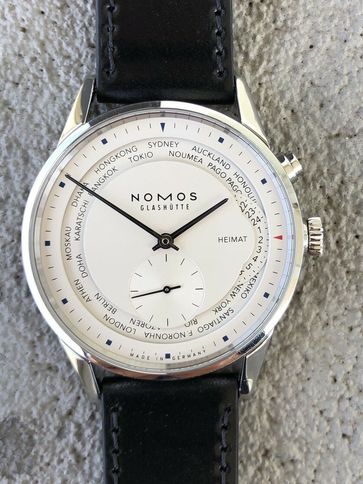 Nomos Zurich Weltzeit World Time 805 - 2013 w/ box and papers