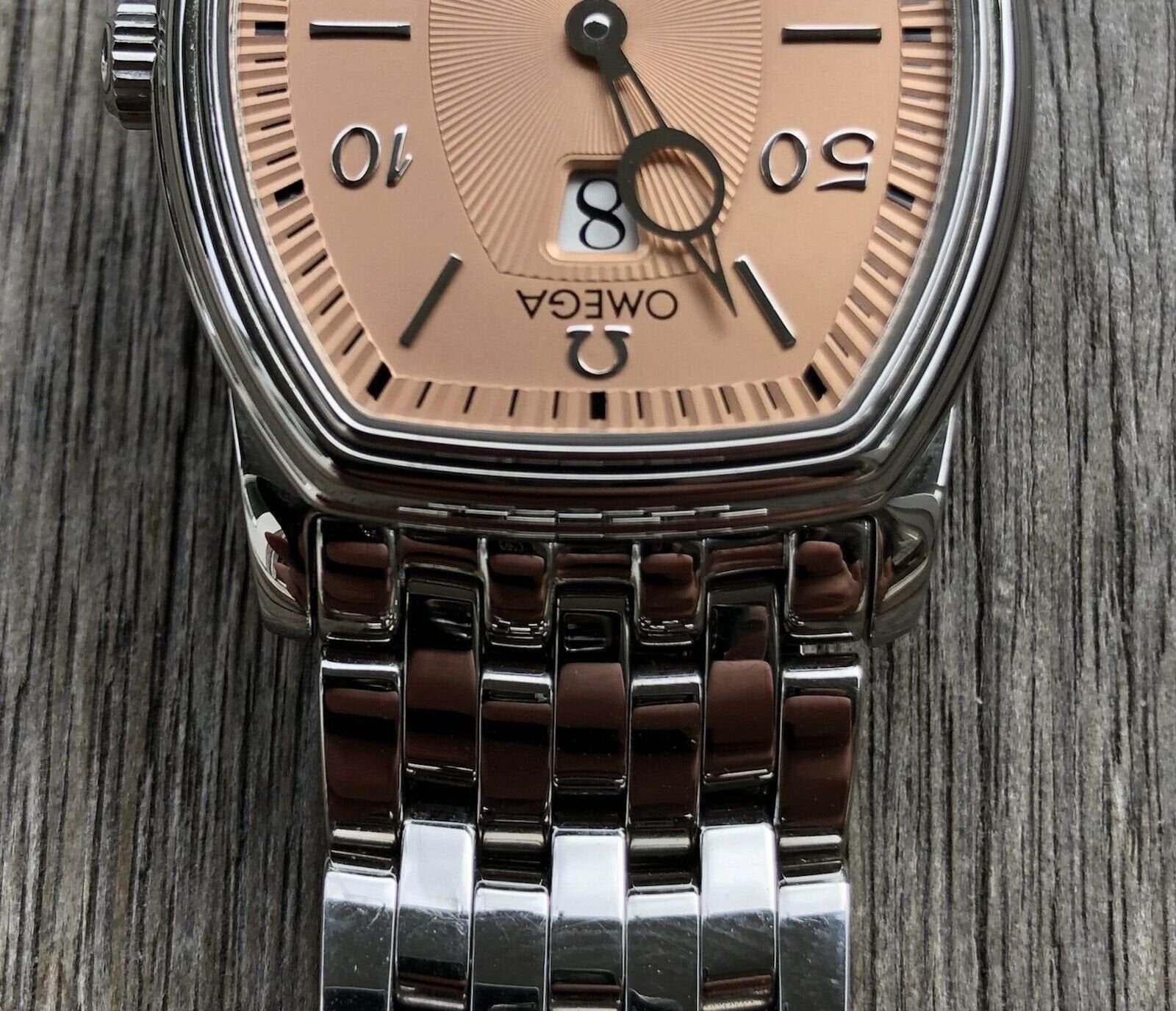 Omega De Ville Prestige Jump Hour Salmon Dial 4553.61.00 – 1998