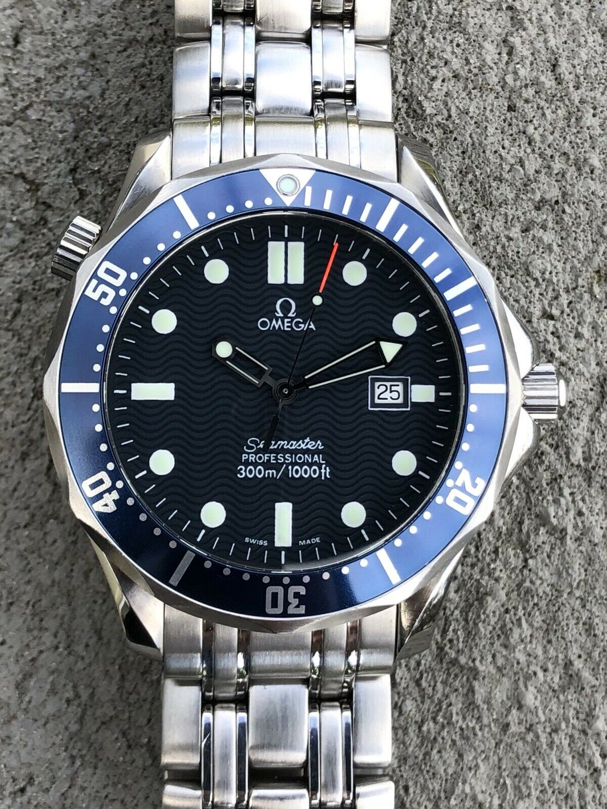 Omega Seamaster 300M 2541.80 41mm quartz - 1998