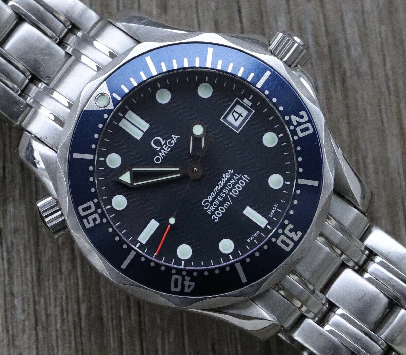 Omega Seamaster 300M 2561.80 'Bond' 36mm Quartz – Watch Vault