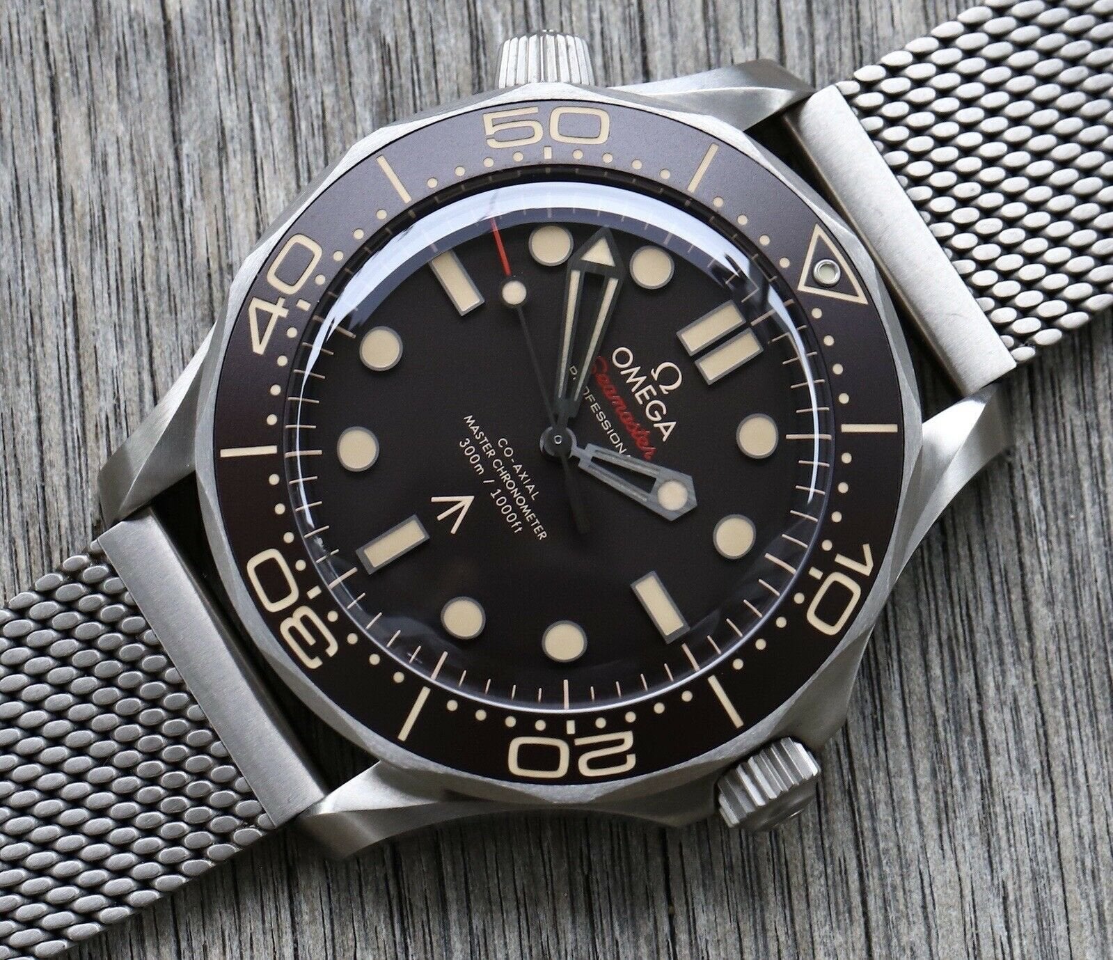 Omega Seamaster 300M 'No Time to Die' NTTD 007 210.90.42.20.01.001 - 2020