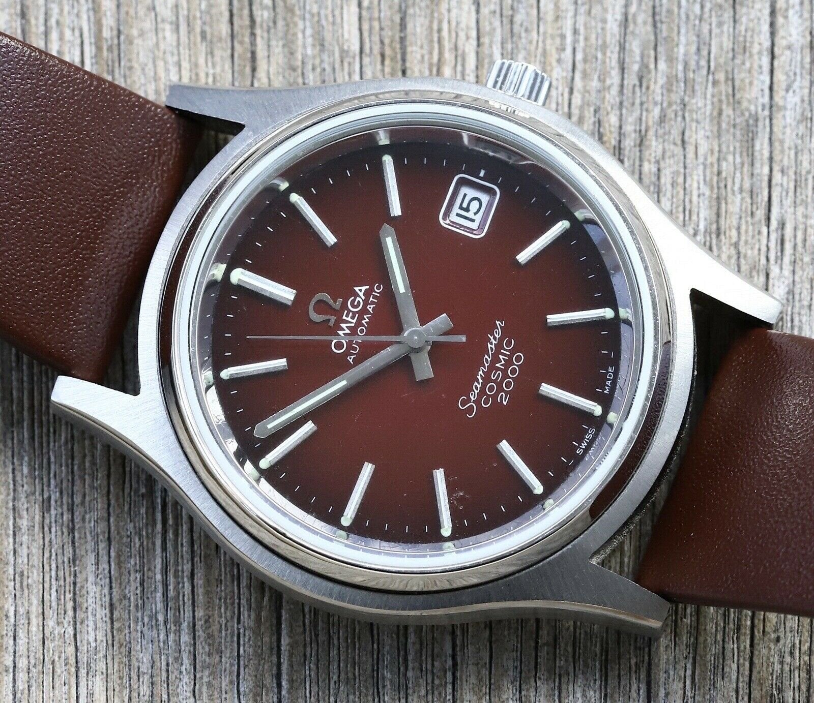 Omega Seamaster Cosmic 2000 Burgundy Lacquer Dial 1973 Watch