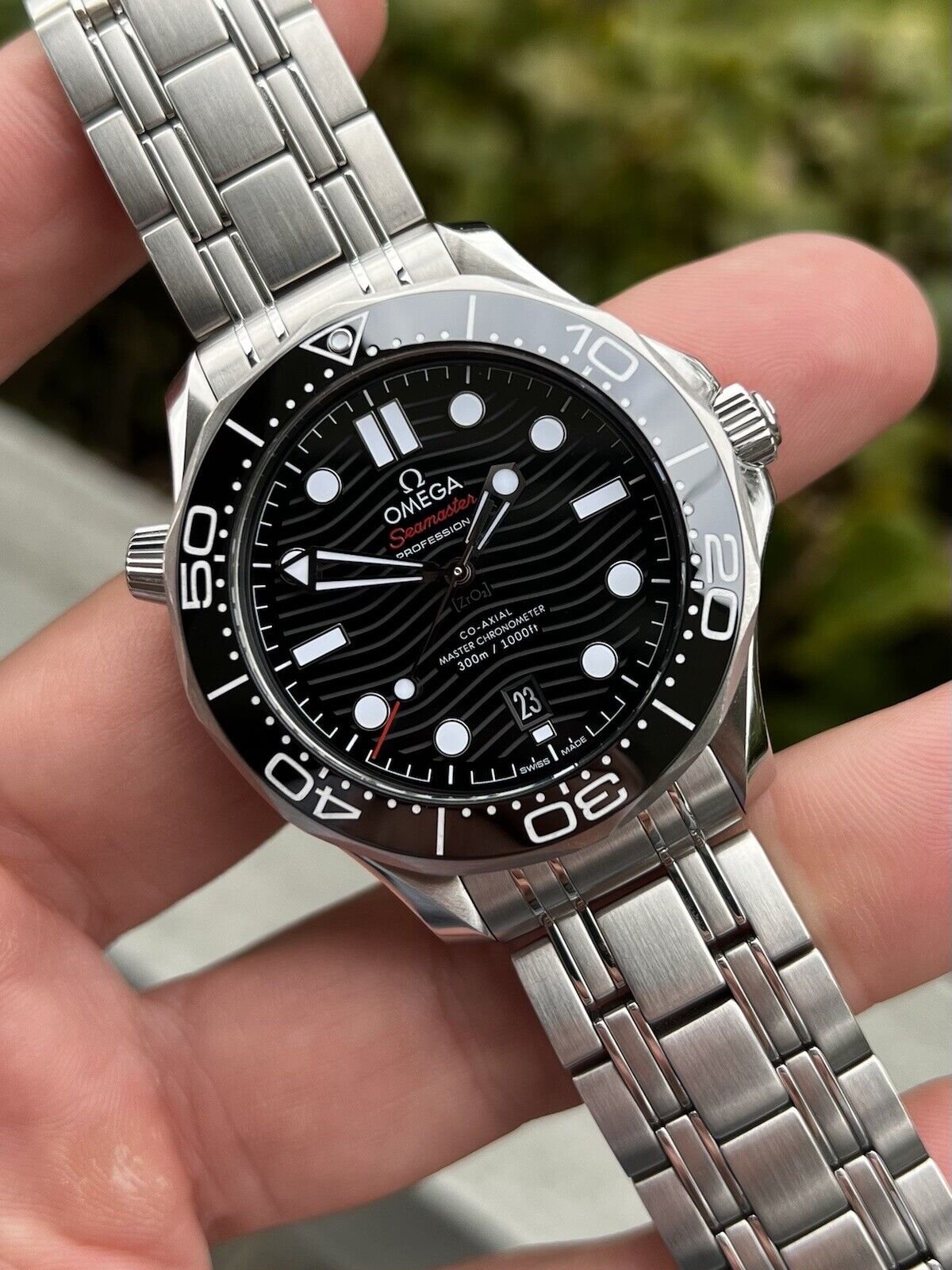 Seamaster diver 300m hotsell black
