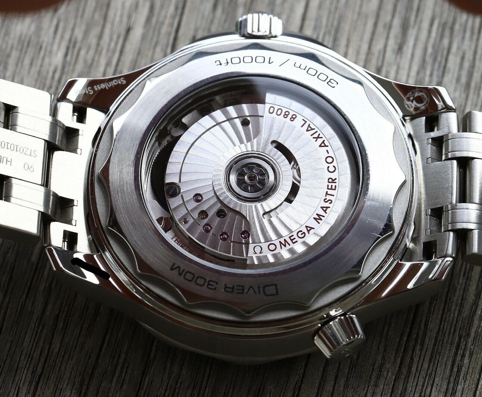 Omega Seamaster Diver 300M Co-Axial Black 42mm 210.30.42.20.01.001 - 2021