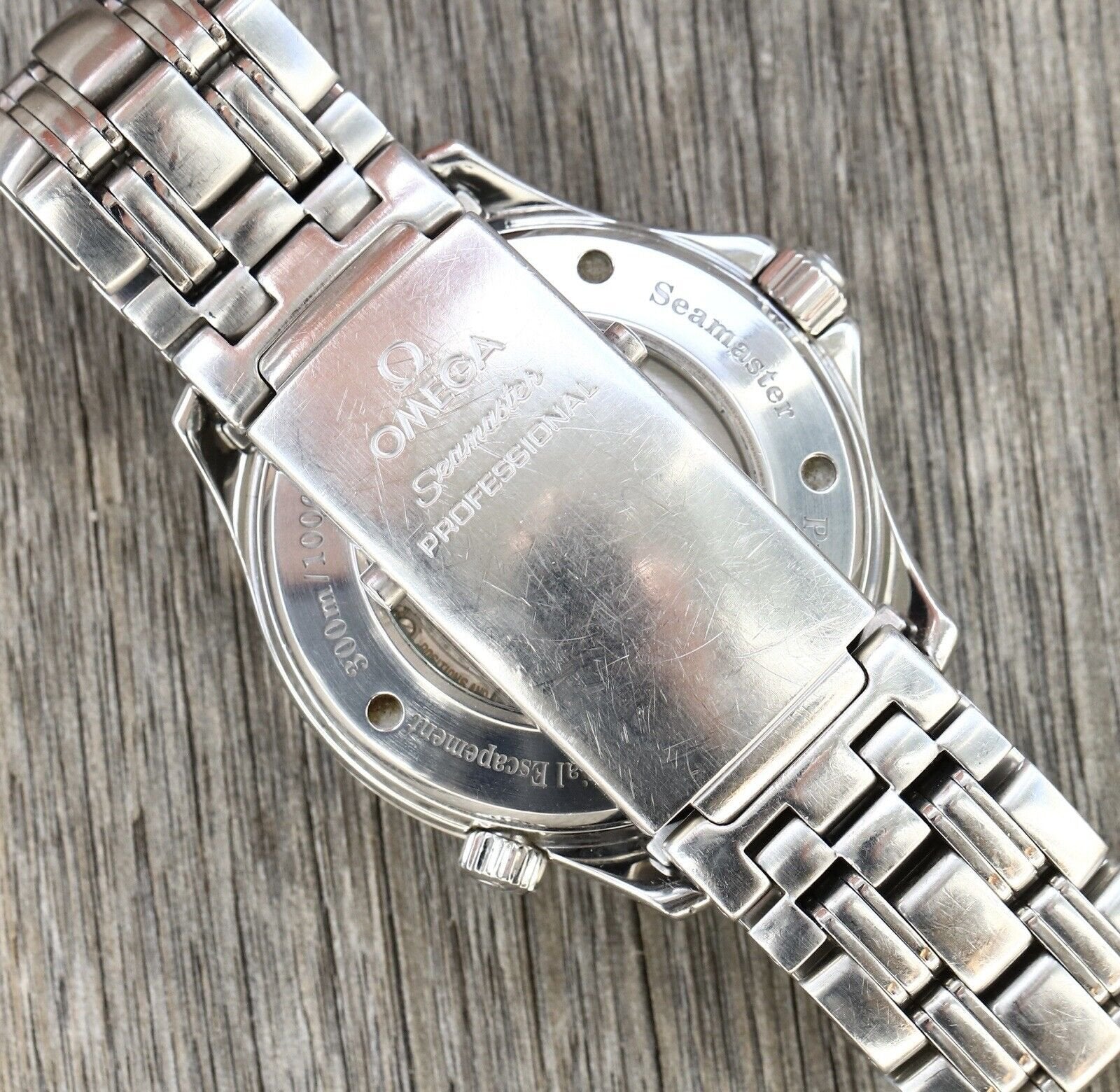 Omega seamaster 1995 model top