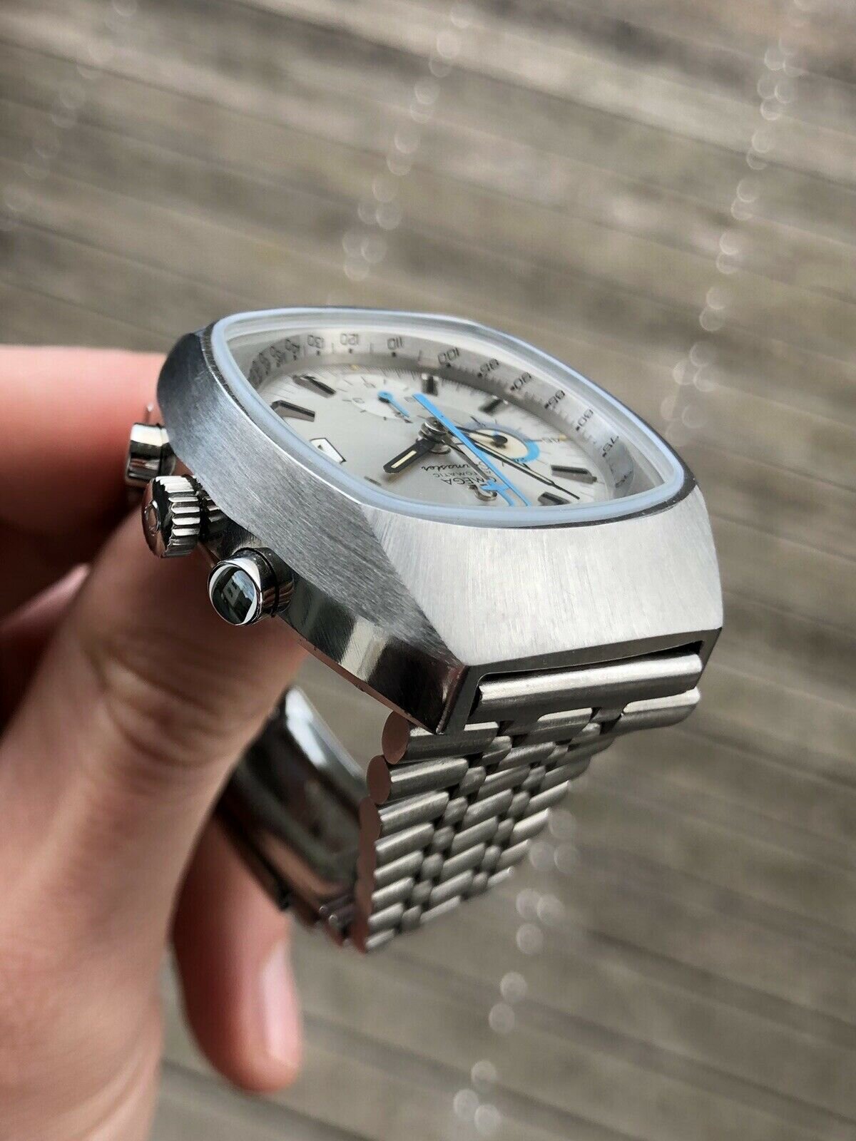 Omega 176.005 deals