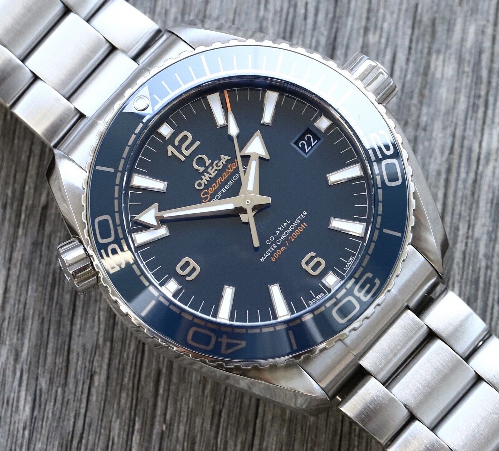 Omega Seamaster Planet Ocean 600M Co-Axial 43.5 mm 215.30.44.21.03.001 - 2022