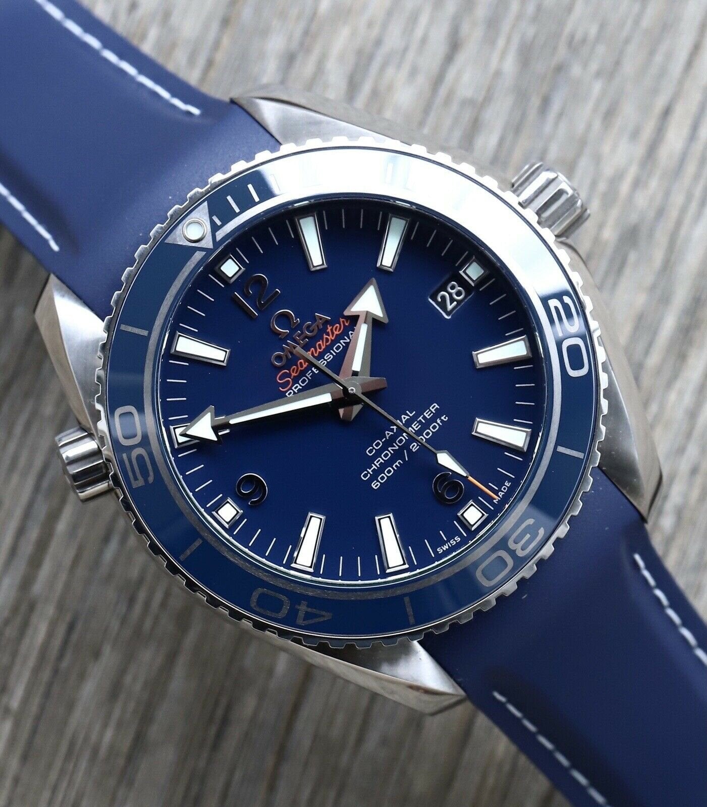 Omega Seamaster Planet Ocean 8500 600m 42mm Titanium 232.92.42.21