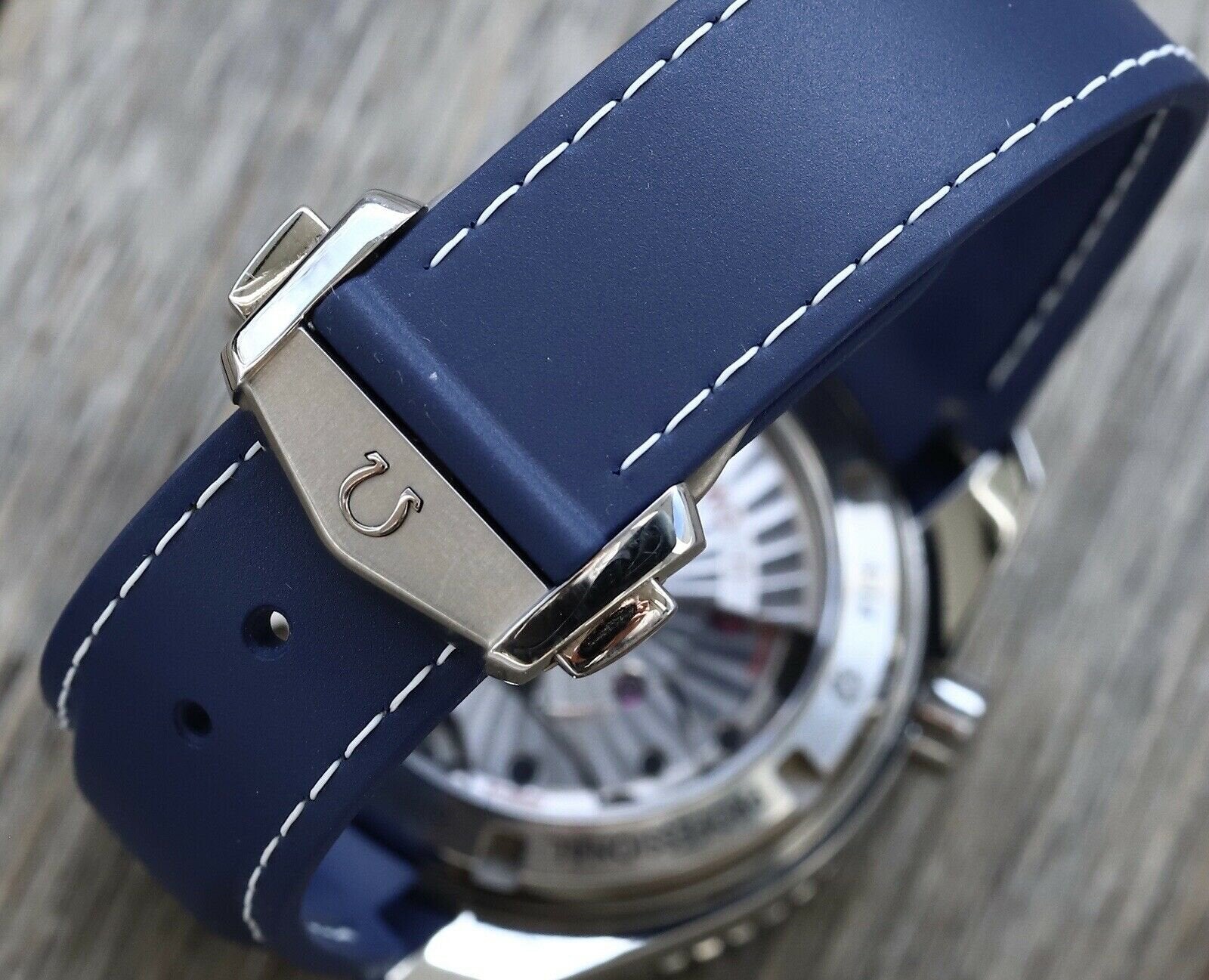 Omega Seamaster Planet Ocean 8500 600m 42mm Titanium 232.92.42.21.03.001