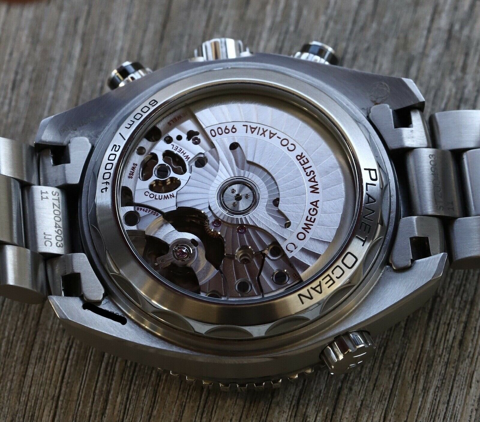 Omega seamaster on sale planet ocean quartz
