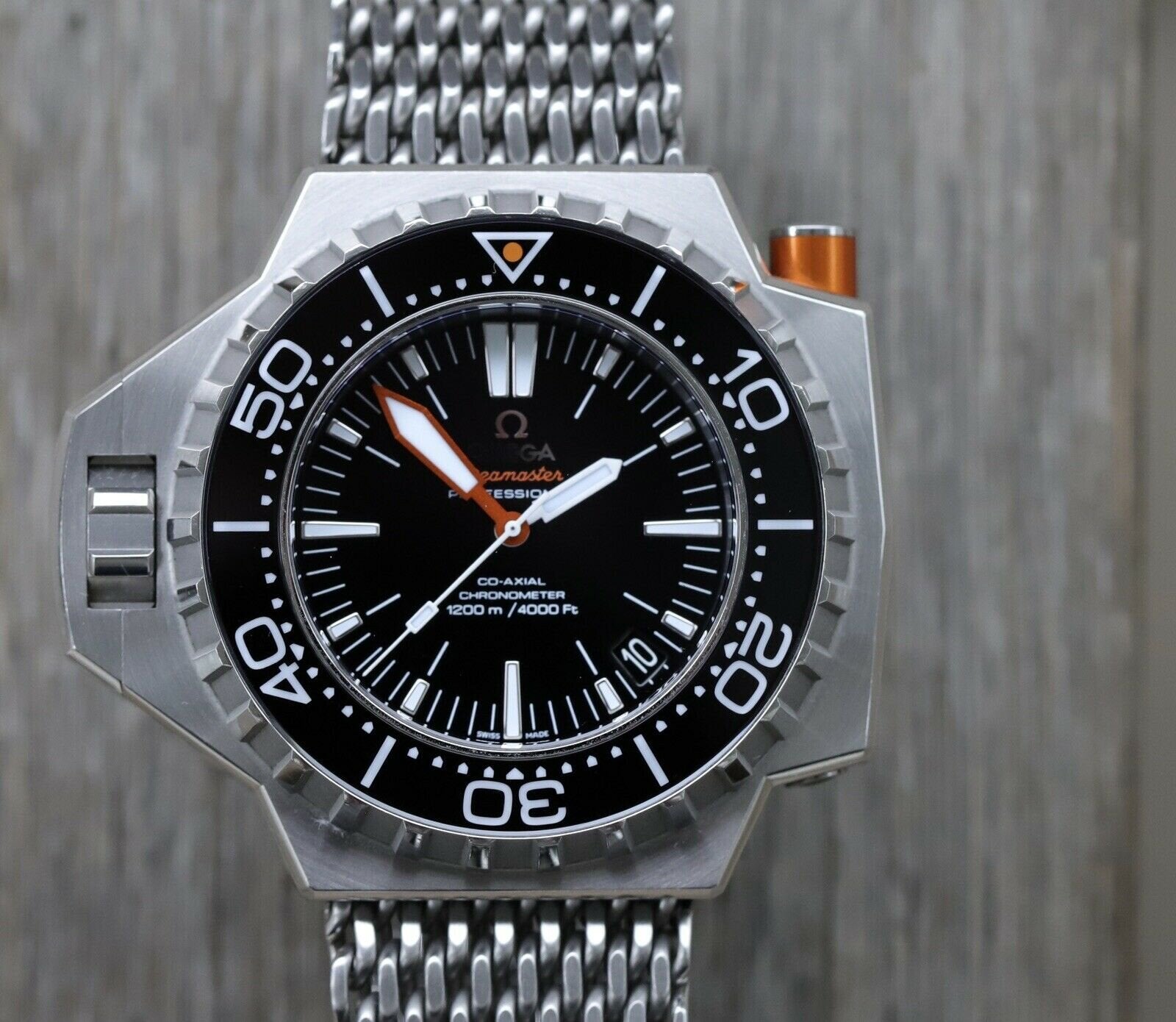 Omega_Seamaster_Ploprof_1200m_Co-Axial_Chronometer_224.32.55.21.01.002_Watch_Vault_01.jpg