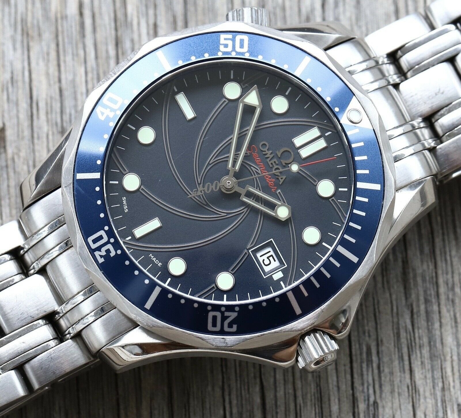 Omega Seamaster Professional 300M 2226.80 James Bond LE