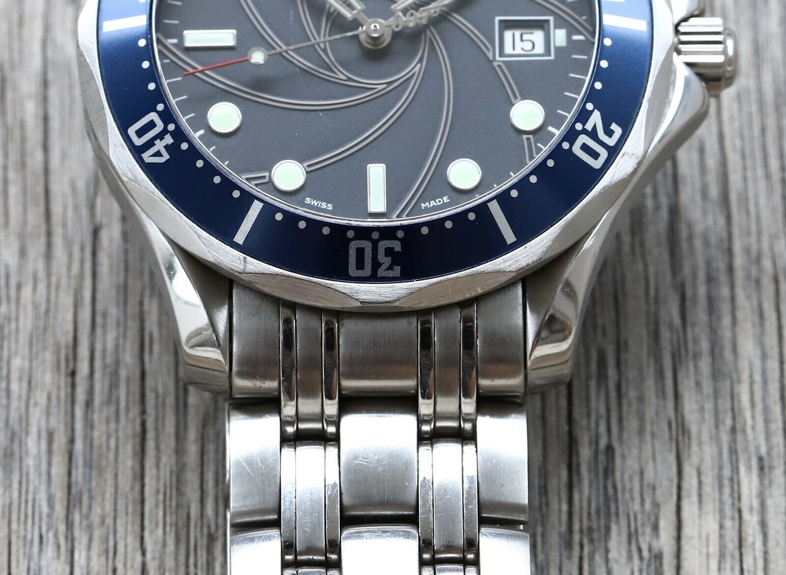 Omega Seamaster Professional 300M 2226.80 James Bond LE