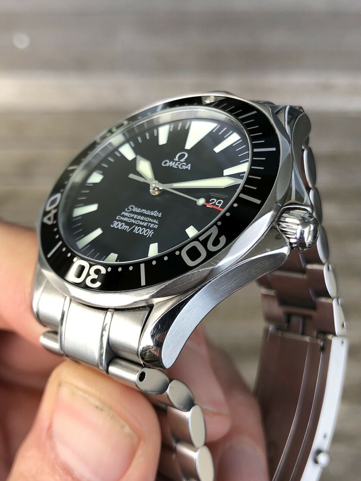 Omega seamaster professional chronometer 300m clearance