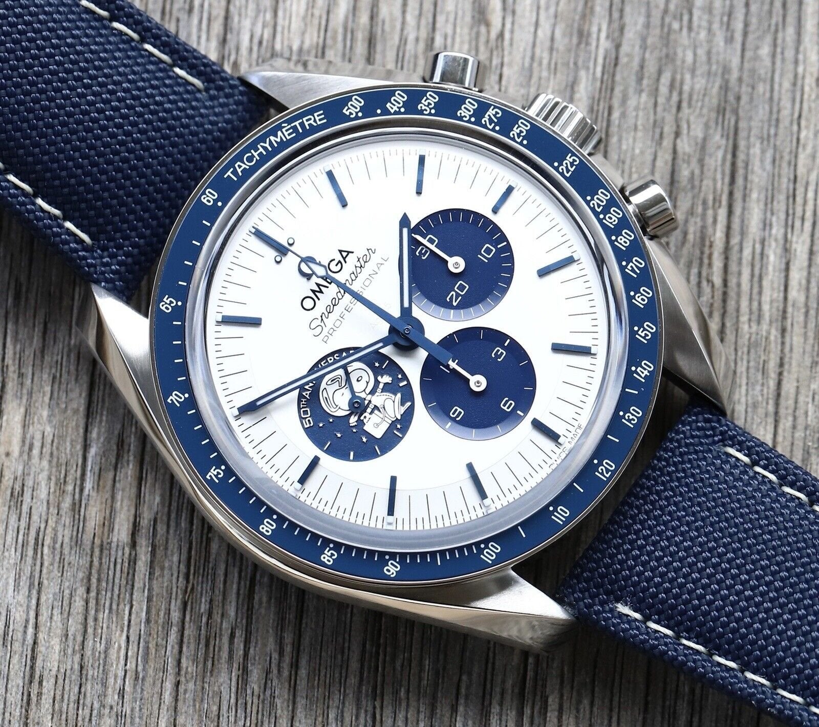 Omega Speedmaster 'Silver Snoopy Award' 50th Anniversary 310.32.42.50.02.001 - New