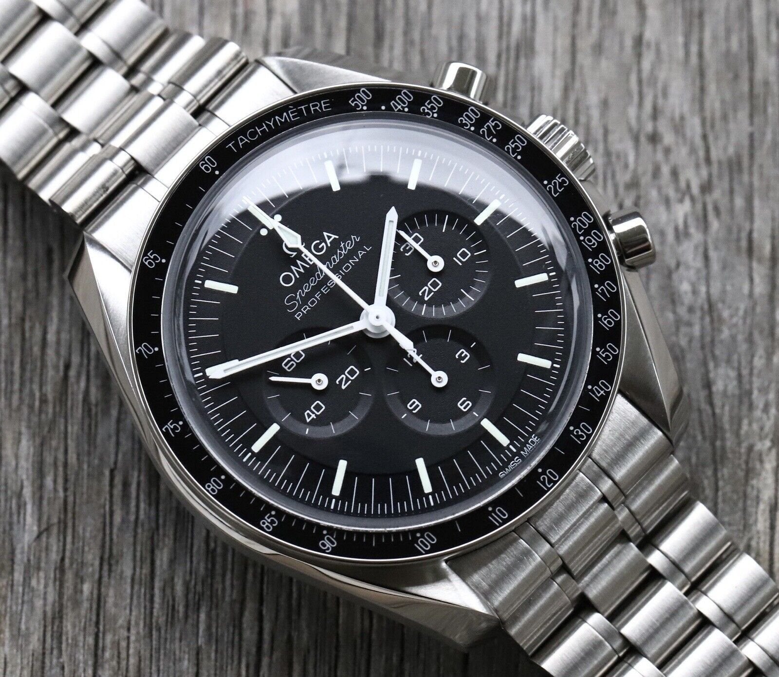 Omega Speedmaster Moonwatch Hesalite Co-Axial 310.30.42.50.01.001 - 2022