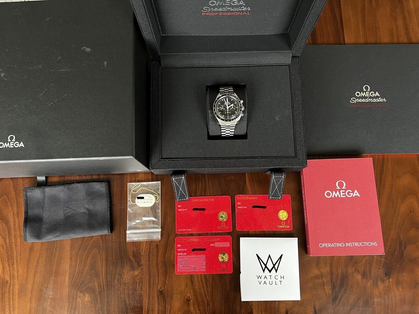 Omega Speedmaster Moonwatch Hesalite Co-Axial 310.30.42.50.01.001 - 2022