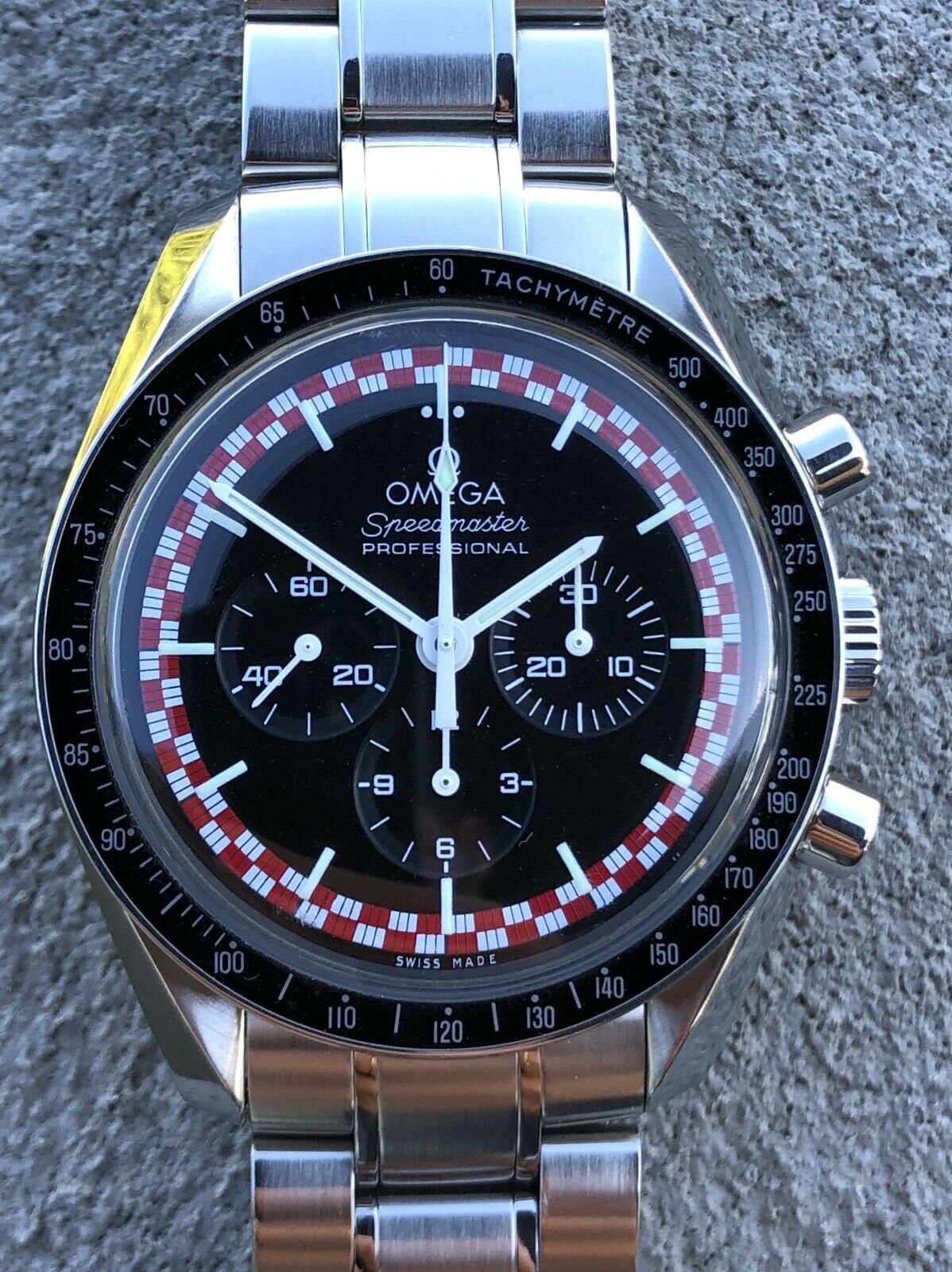 Omega_Speedmaster_Racing_AKA_27Tin_Tin_27_311.30.42.30.01.004_-_2015_281_29.jpg