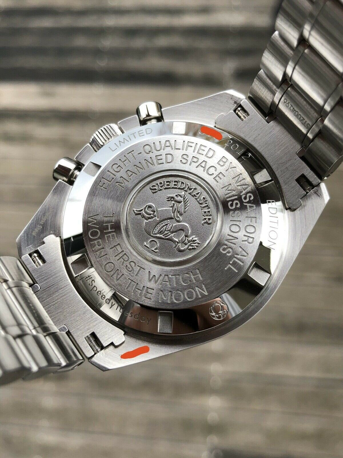 Omega Speedmaster Speedy Tuesday Ultraman 311.12.42.30.01.001 - 2018