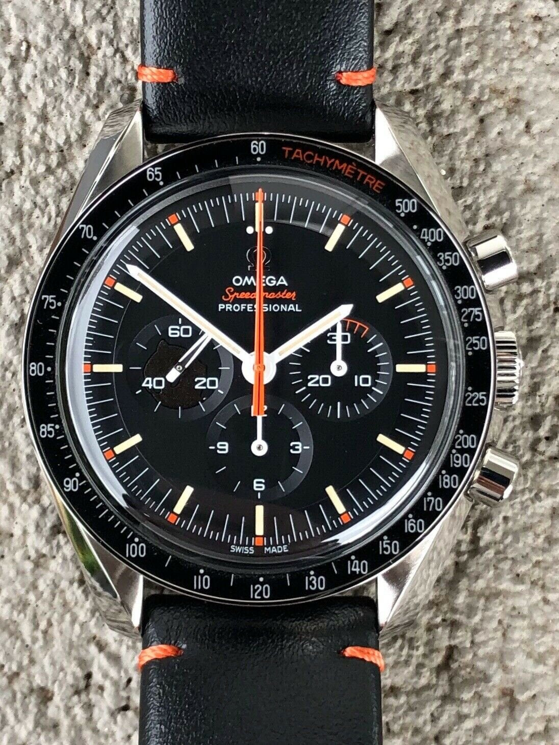 Omega Speedmaster Speedy Tuesday Ultraman 311.12.42.30.01.001 - 2018