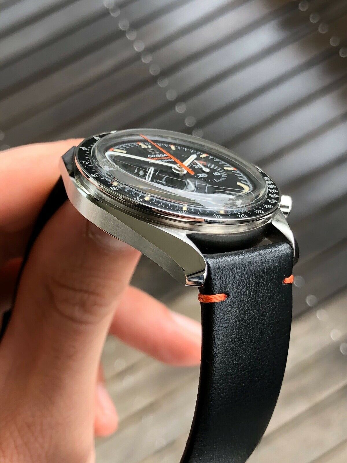 Omega Speedmaster Speedy Tuesday Ultraman 311.12.42.30.01.001 - 2018