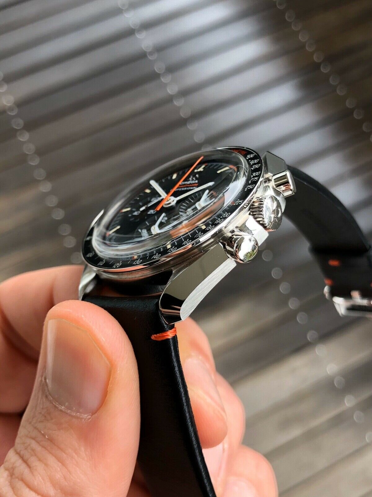 Omega Speedmaster Speedy Tuesday Ultraman 311.12.42.30.01.001 - 2018