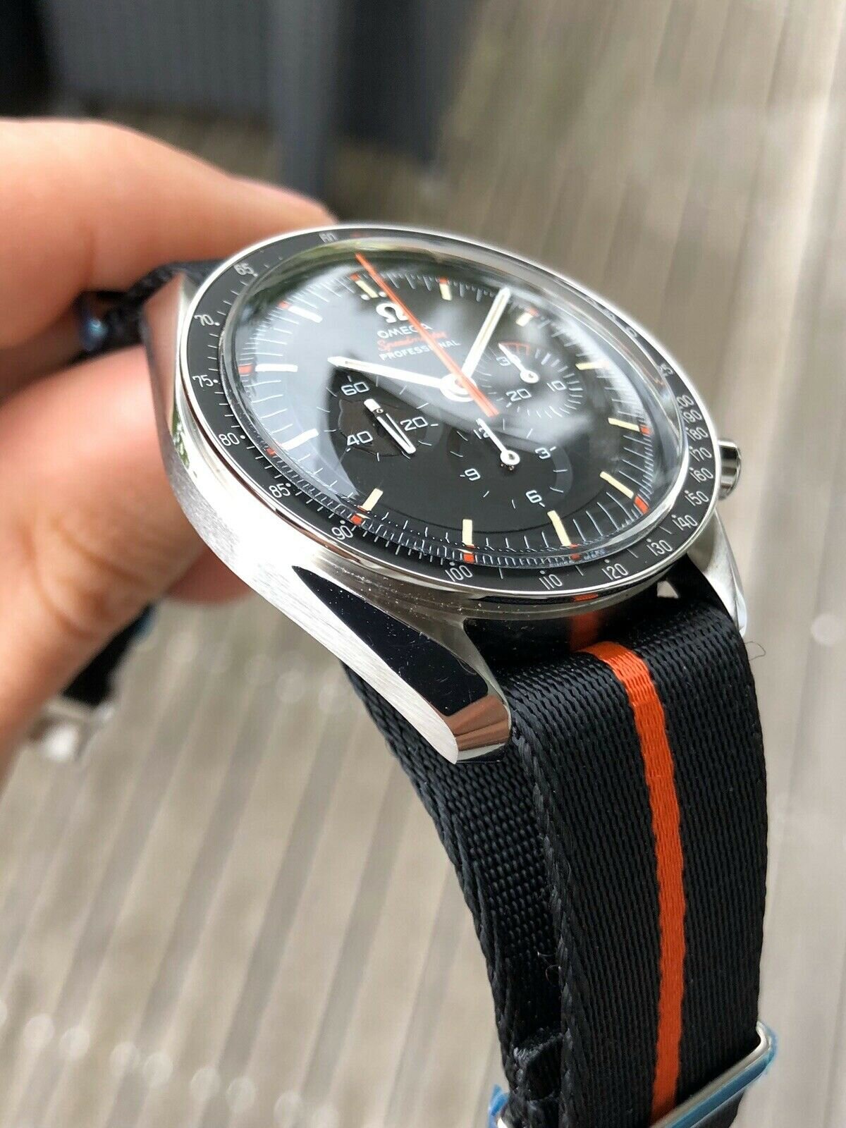 Omega Speedmaster Speedy Tuesday Ultraman 311.12.42.30.01.001 - 2018
