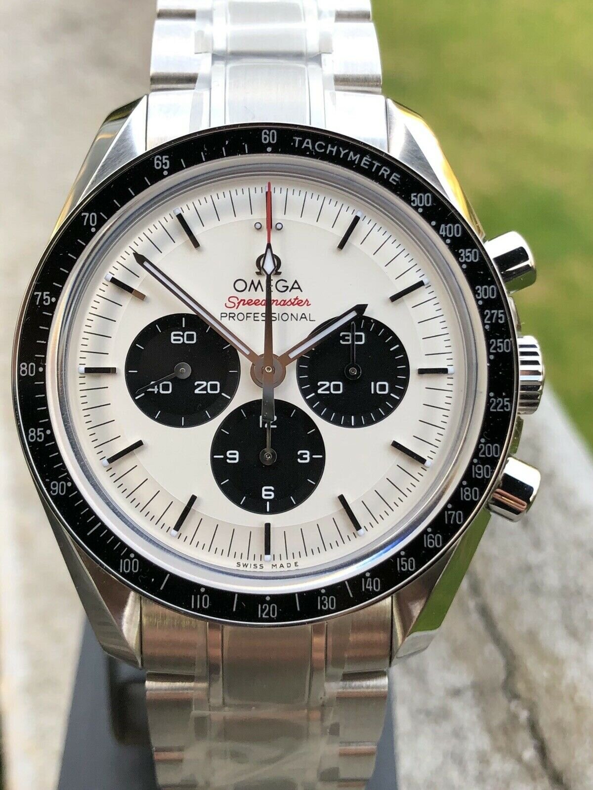 Omega_Speedmaster_Tokyo_Olympics_Panda_522.30.42.30.04.001_-_BNIB_Watch_VAult_01.jpg