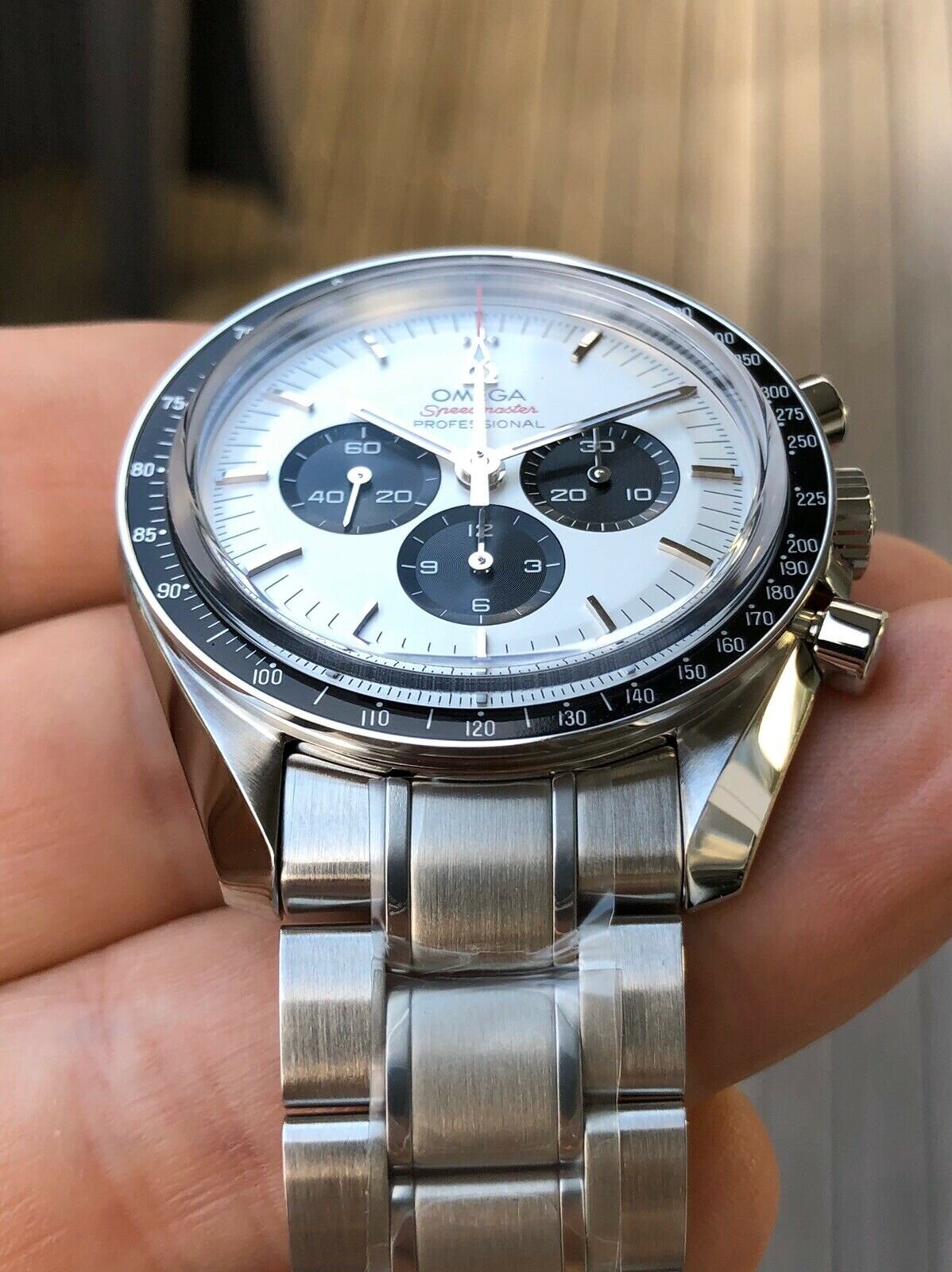 Omega Speedmaster Tokyo Olympics Panda 522.30.42.30.04.001 - BNIB