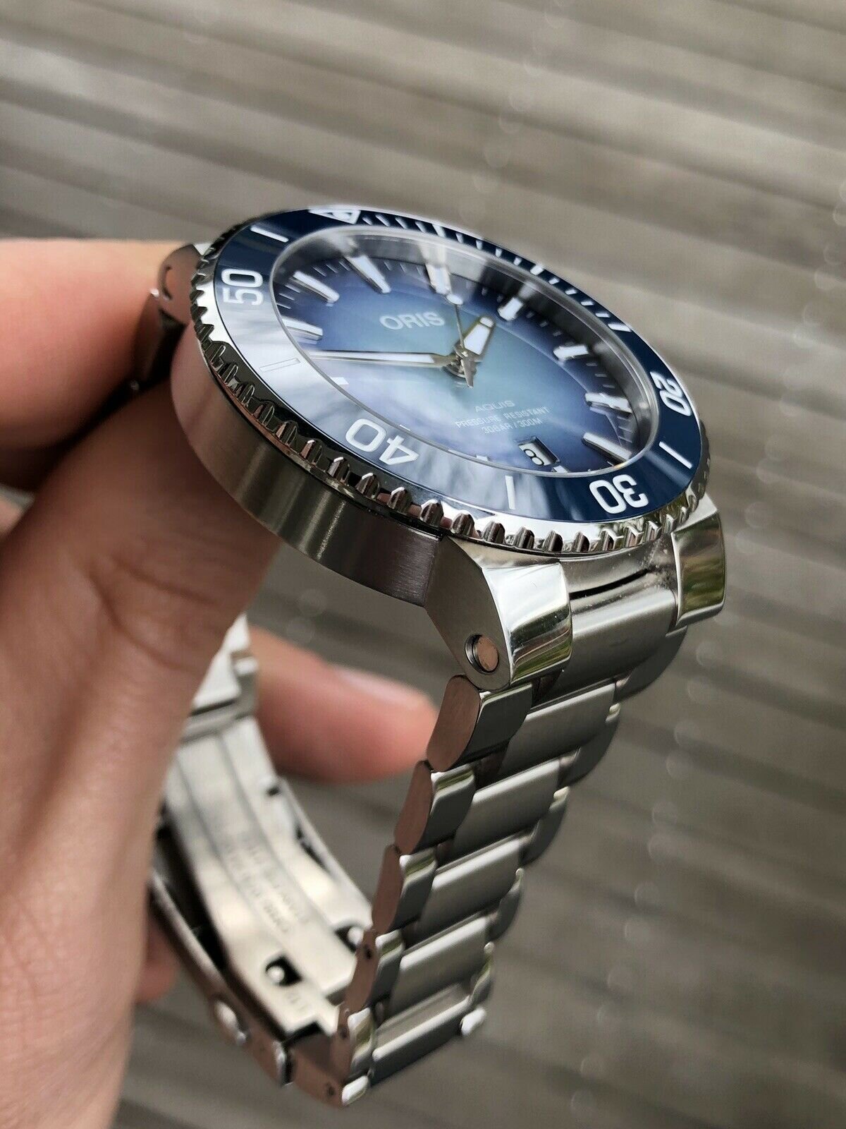 Oris aquis sale date lake baikal