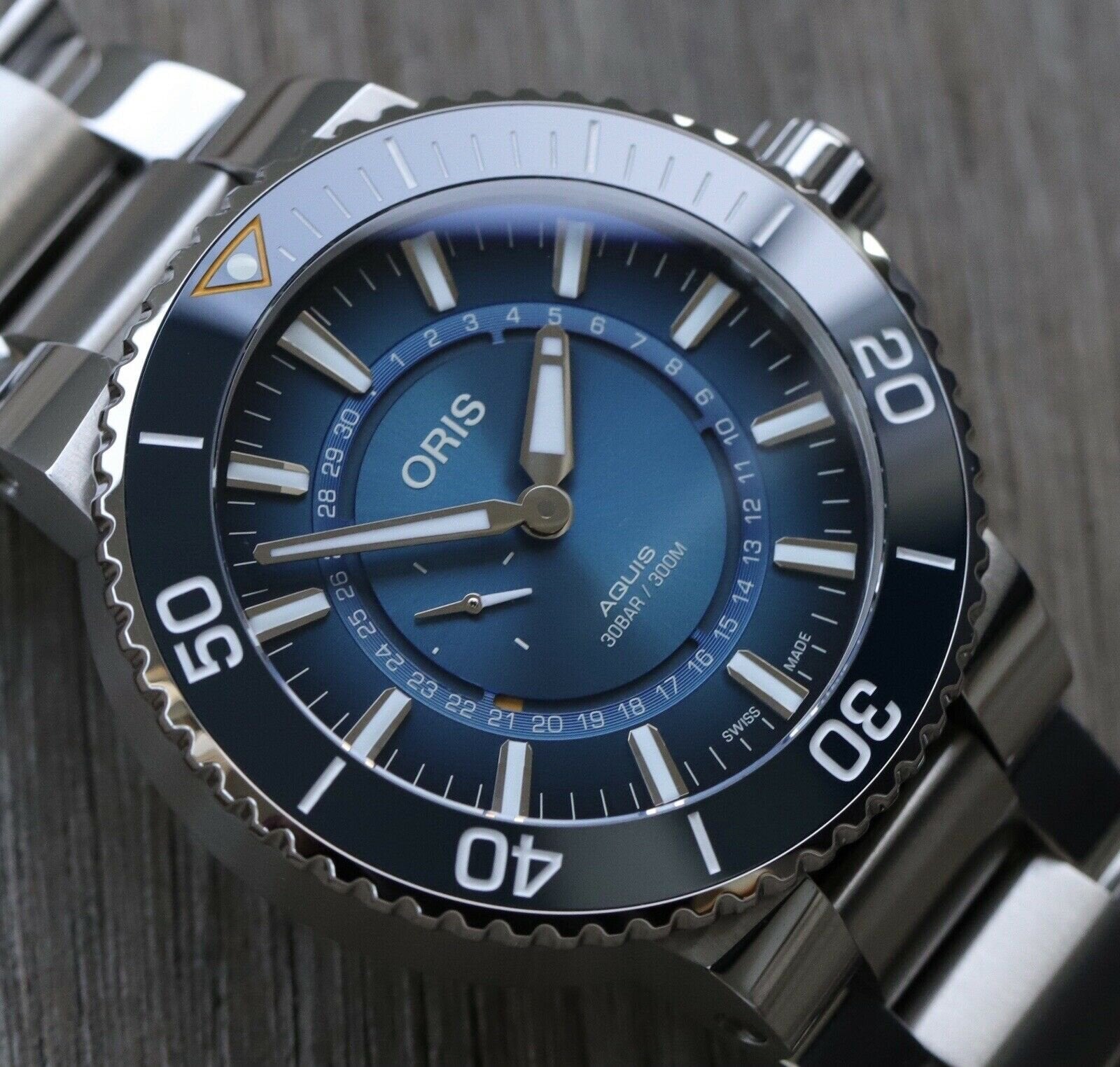 Oris Aquis Great Barrier Reef III Limited Edition 01 743 7734 4185