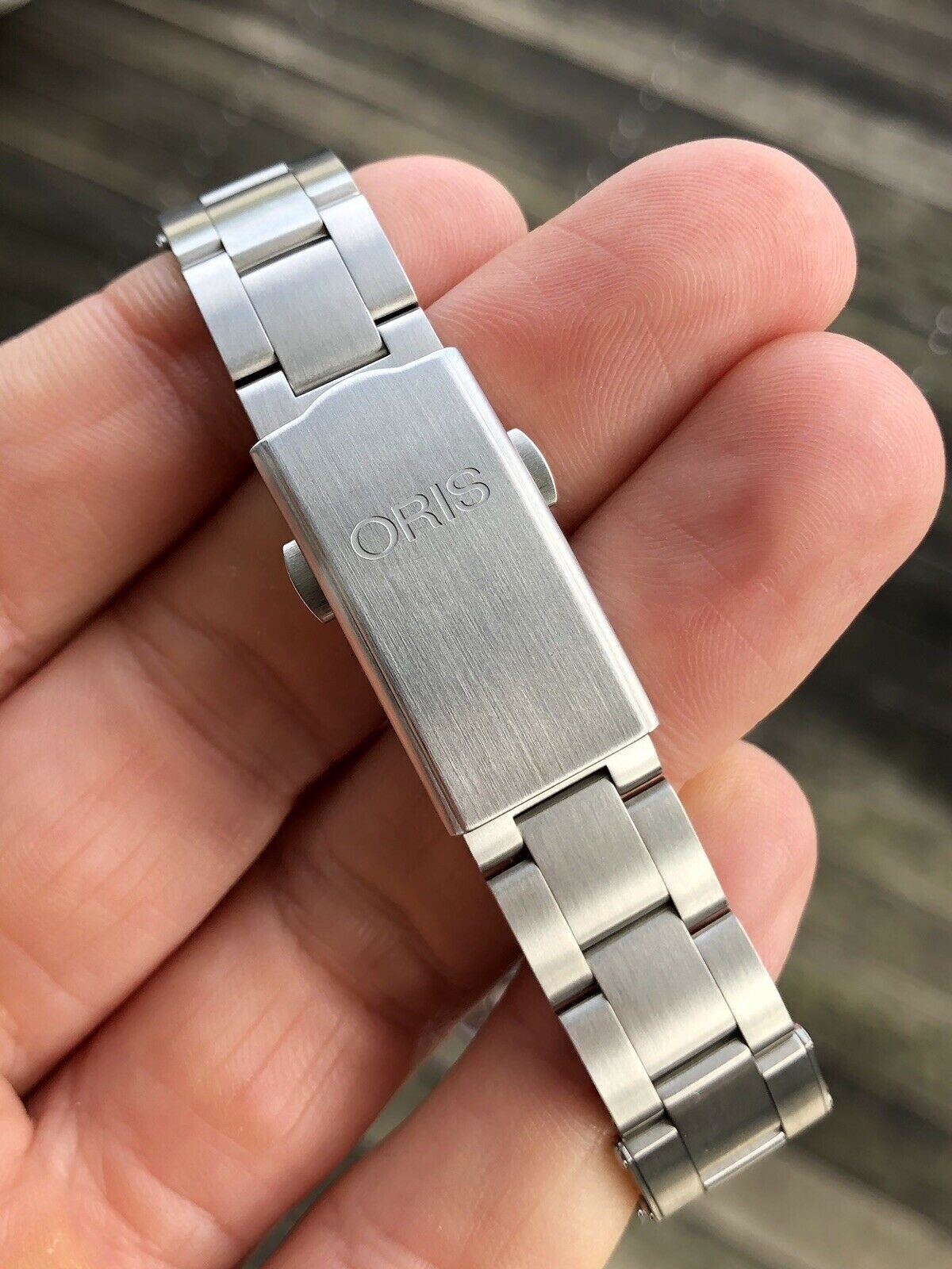Oris aquis hodinkee cheap