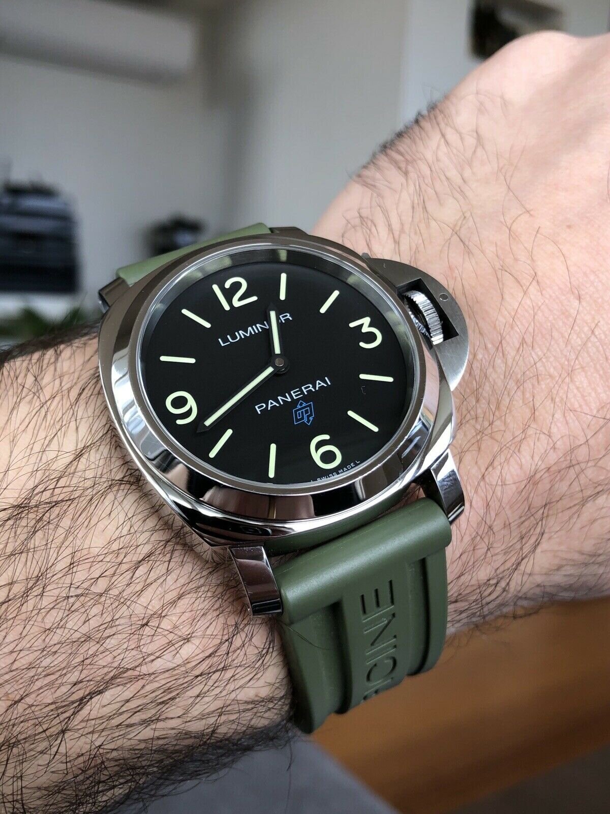 Panerai luminor base logo shop