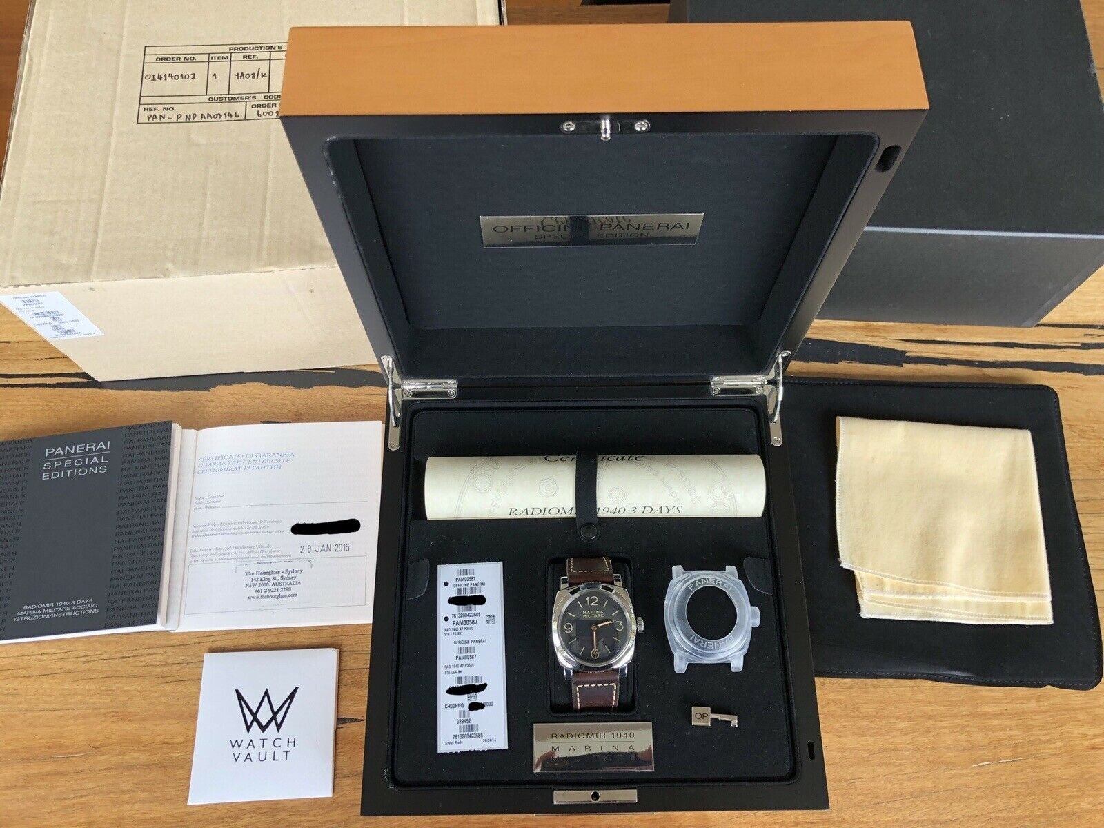 Panerai watch hotsell box
